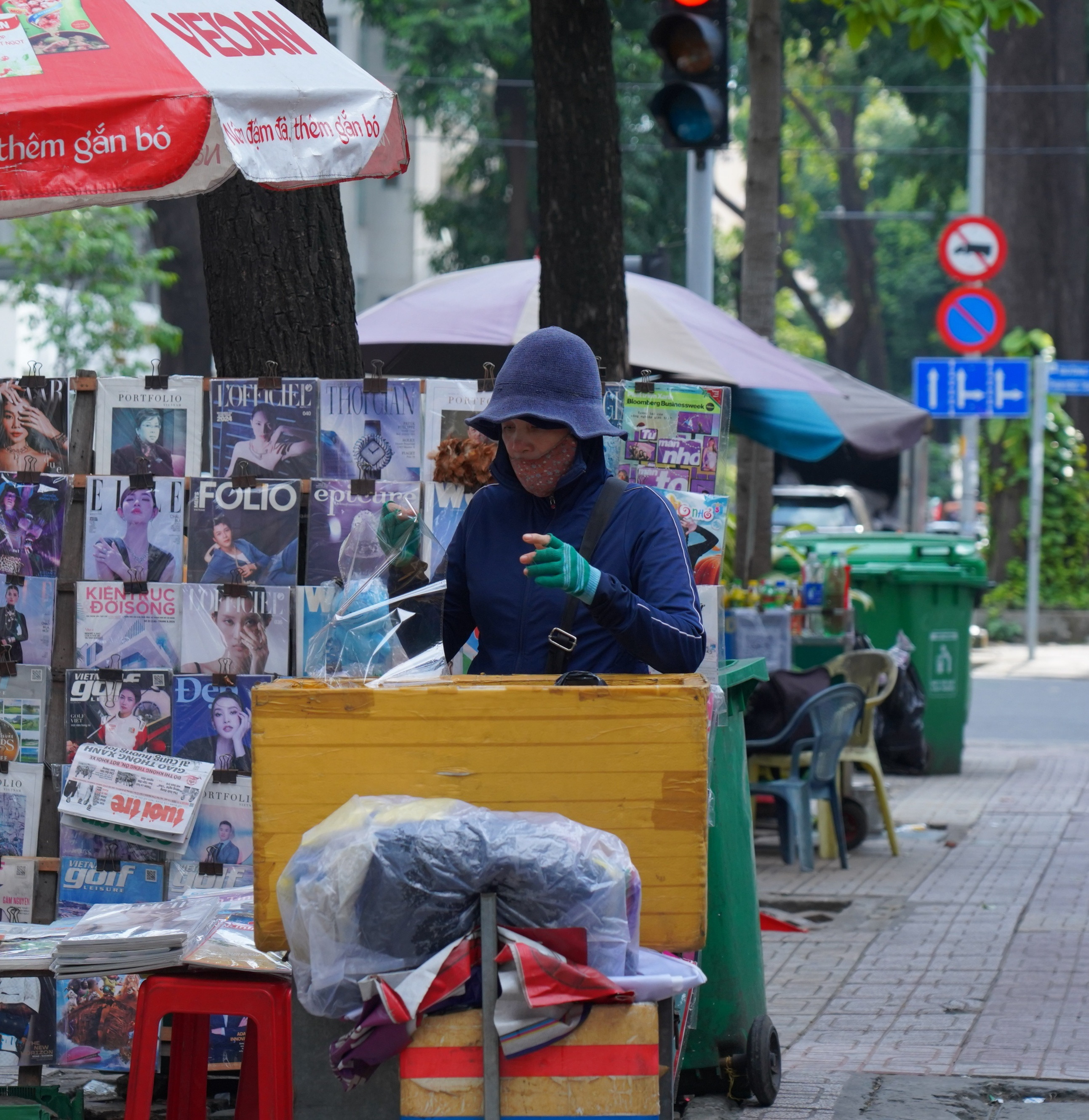 Hiện trạng 41 tuyến đường vừa được TP.HCM bổ sung thí điểm thu phí vỉa hè - 7