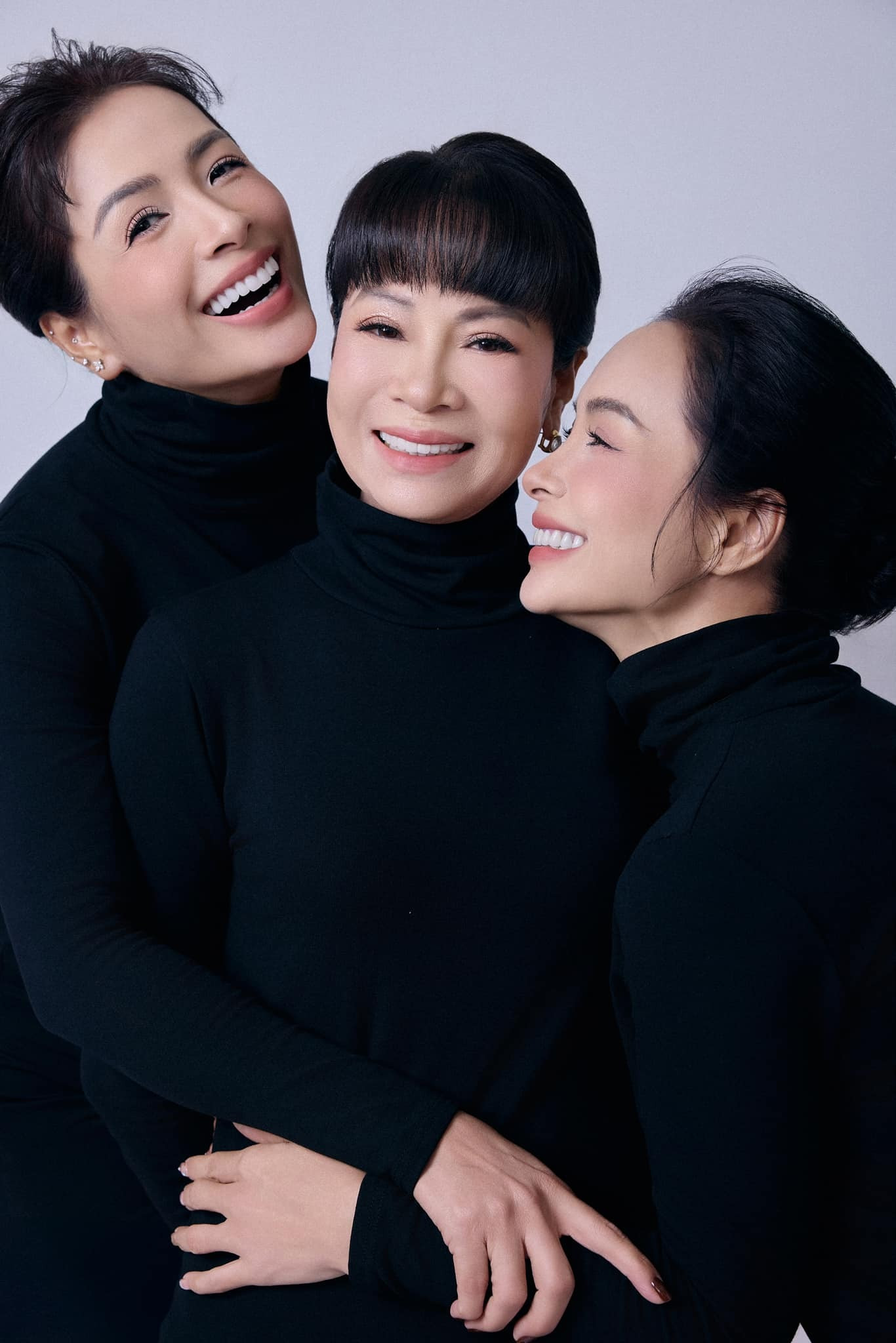 Sao Việt 11/11: Đông Nhi kỷ niệm 5 năm cưới, Tuấn Hưng nịnh vợ đầy ngọt ngào - 6