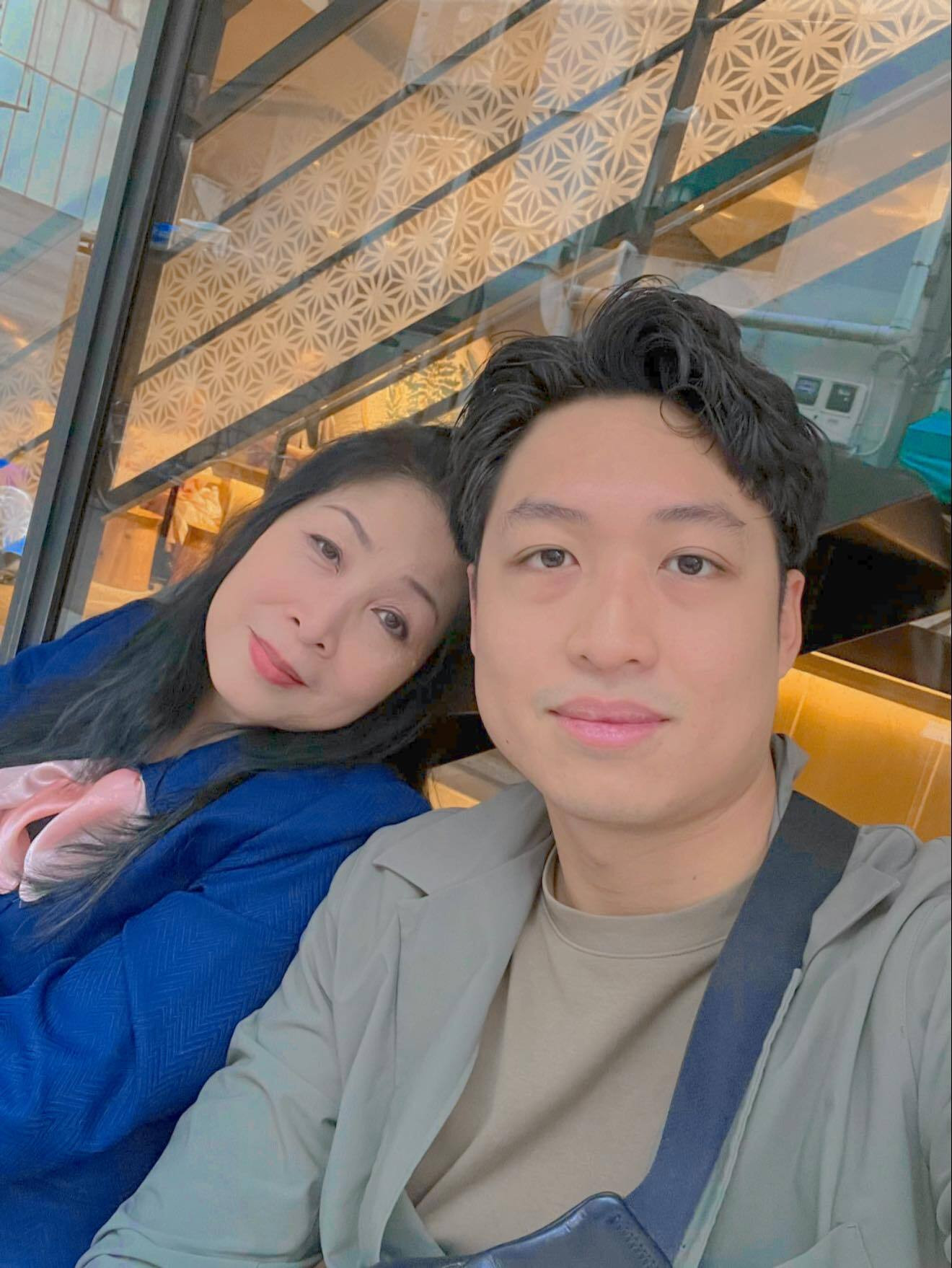 Sao Việt 13/11:Thuý Hạnh gợi cảm, vợ chồng Cường Đô la giản dị - 7