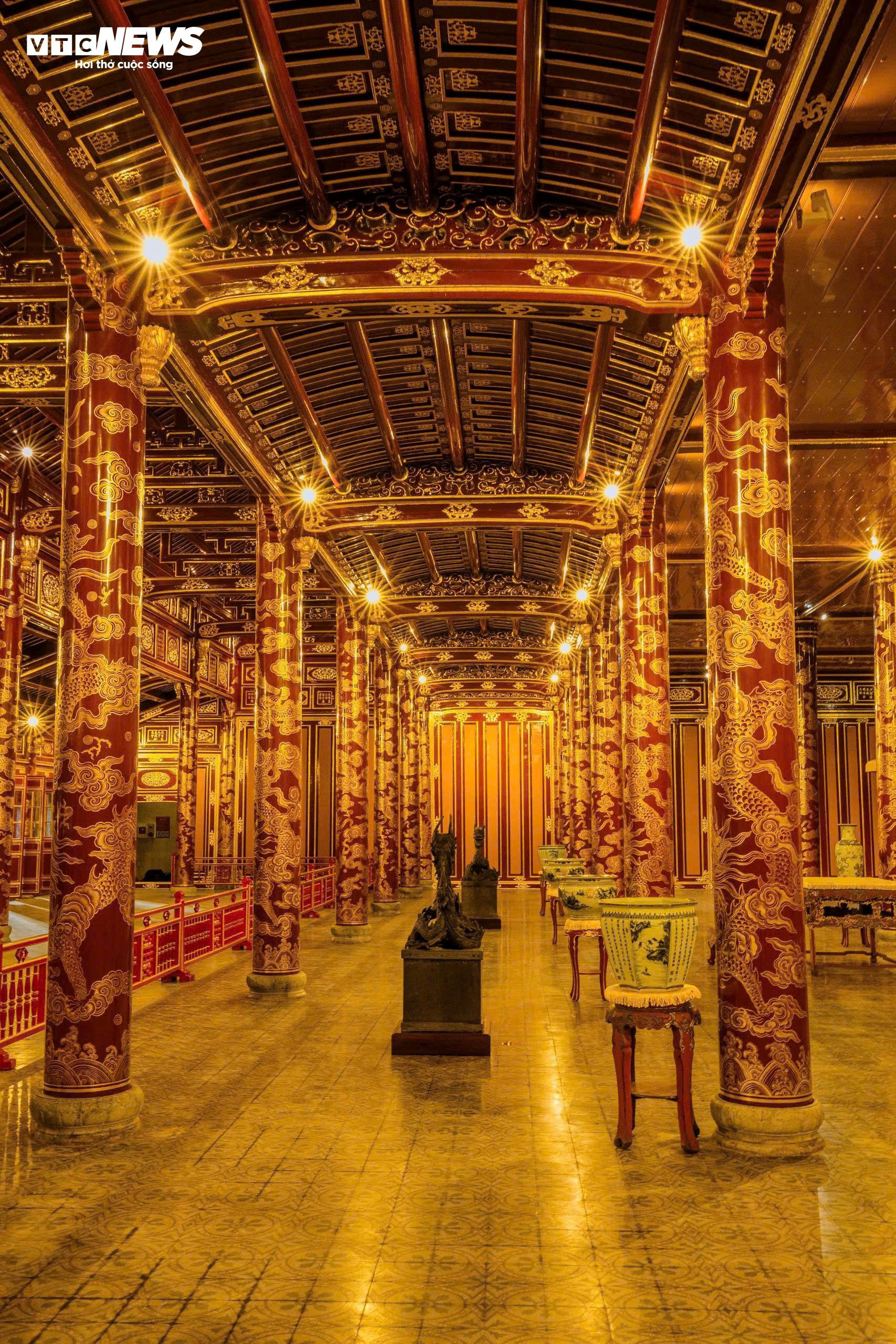 Choáng ngợp diện mạo mới nơi 13 vua triều Nguyễn đăng quang - 13