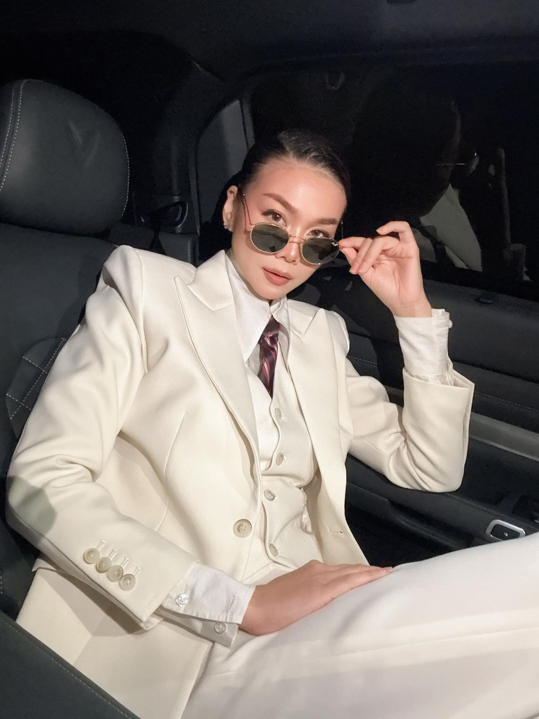 Sao Việt 4/12: Trường Giang chăm con ốm, Lan Phương ngày càng gợi cảm - 13