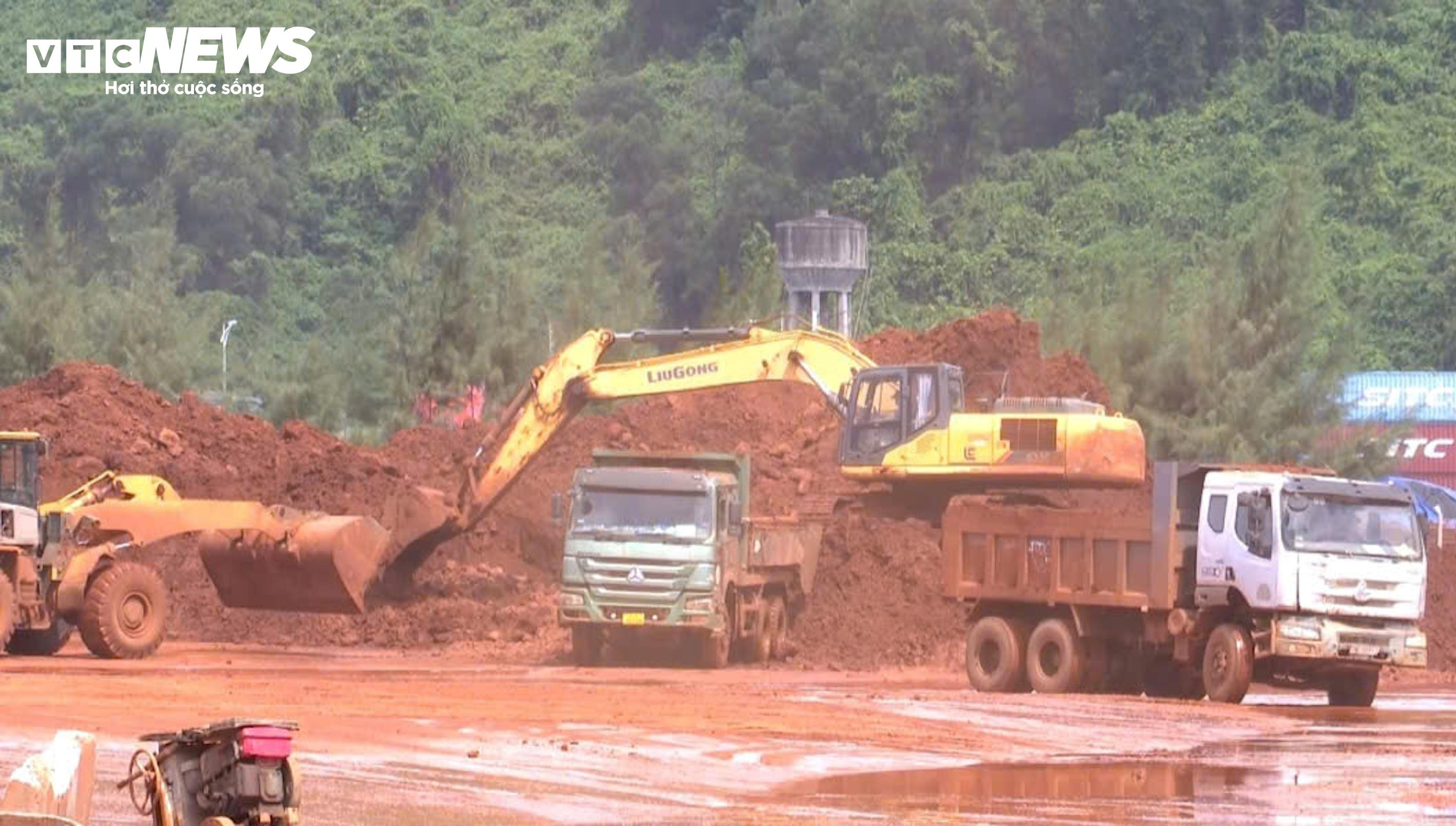 Doanh nghiệp xả thải làm nước biển đổi màu ở Huế có những sai phạm gì? - 5