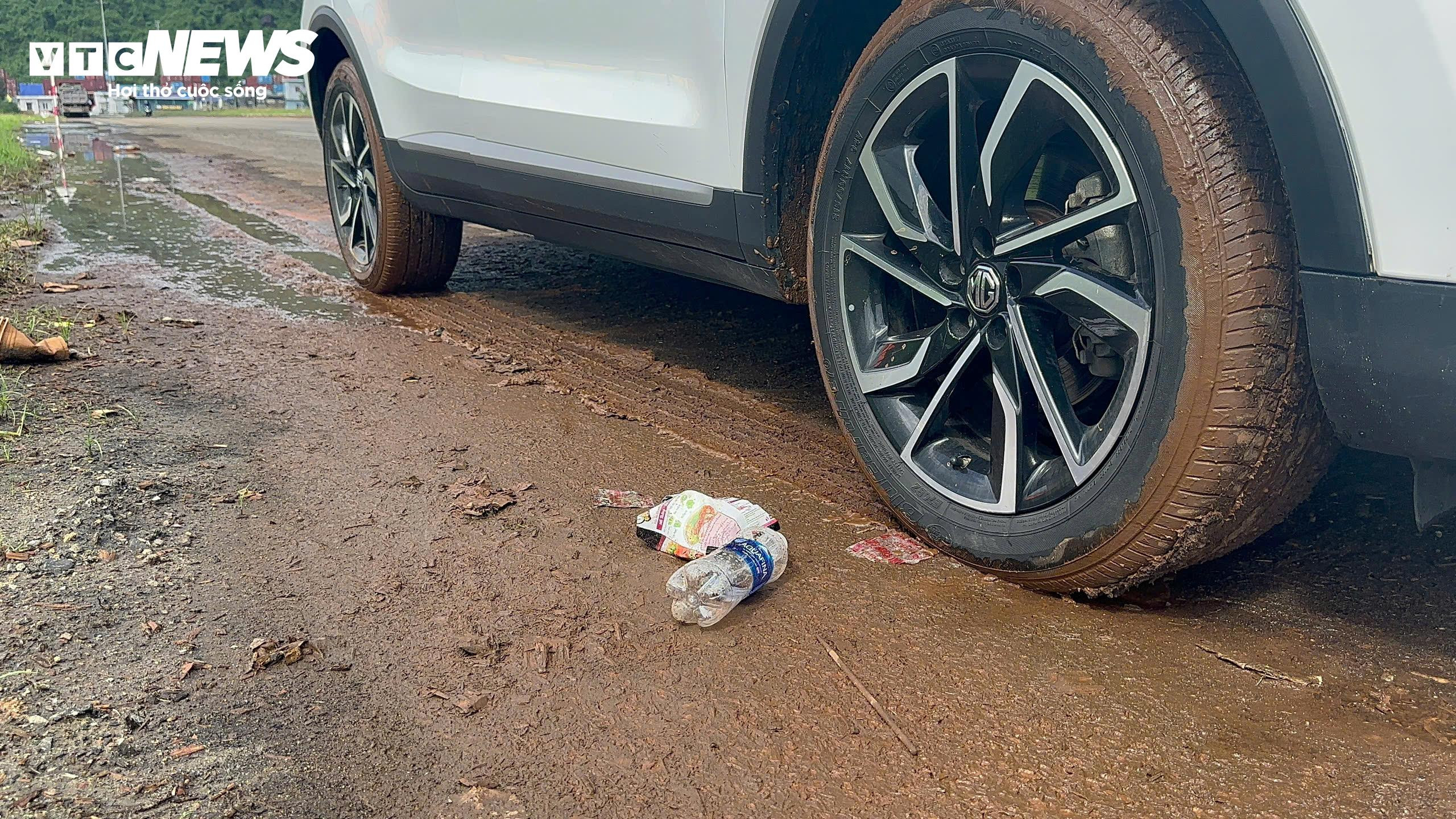 Doanh nghiệp xả thải làm nước biển đổi màu ở Huế có những sai phạm gì? - 6