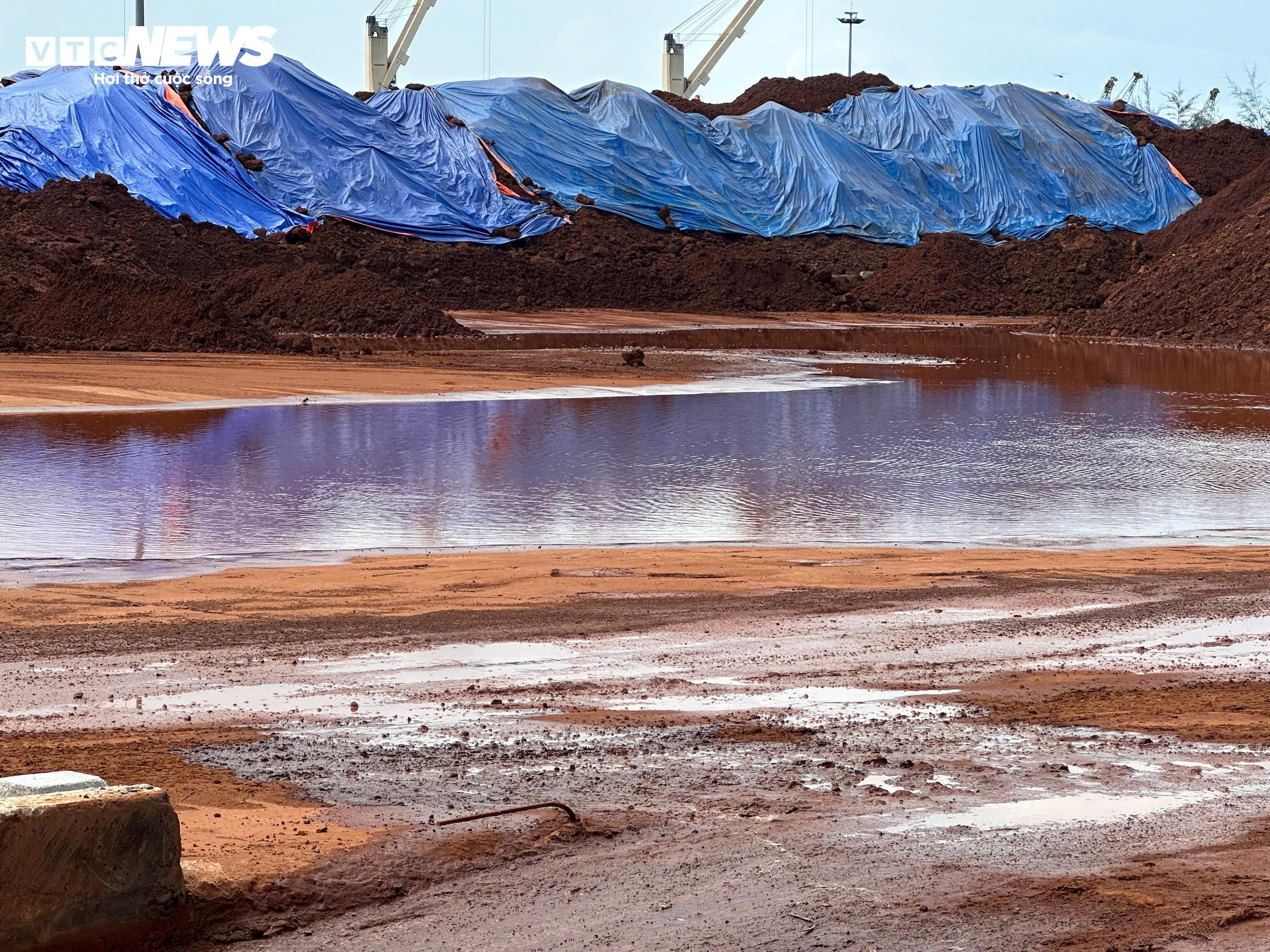 Doanh nghiệp xả thải làm nước biển đổi màu ở Huế có những sai phạm gì? - 3