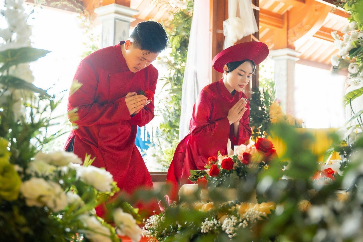 Sao Việt 5/12: Quyền Linh đu trend 'đám giỗ bên cồn', Quế Anh kỷ niệm đăng quang - 19