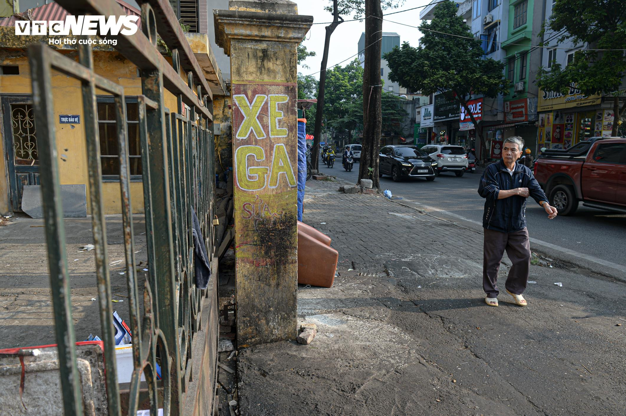 Loạt trụ sở công 'phơi nắng, nằm sương' vừa bị Chủ tịch Hà Nội yêu cầu kiểm tra - 8