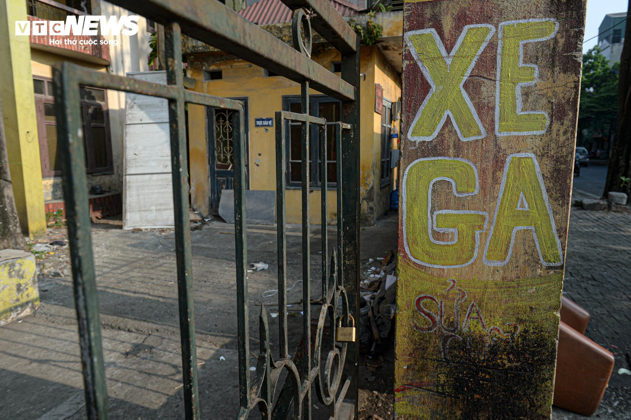 Loạt trụ sở công 'phơi nắng, nằm sương' vừa bị Chủ tịch Hà Nội yêu cầu kiểm tra - 5