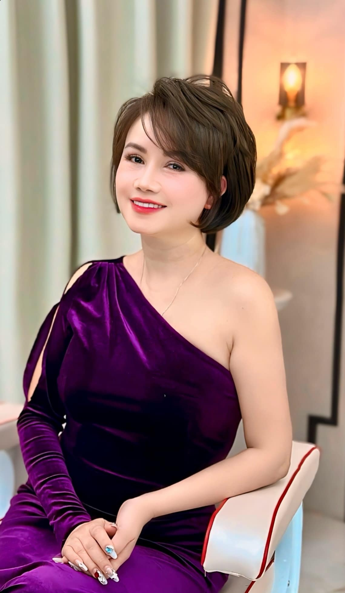 Sao Việt 18/12: Trấn Thành gặp gỡ 2 Hoa hậu nổi tiếng, Bảo Anh bình yên bên con - 13