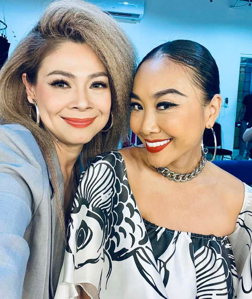 Sao Việt 21/12: Midu tình tứ bên ông xã, Nhã Phương khác lạ khó nhận ra - 12