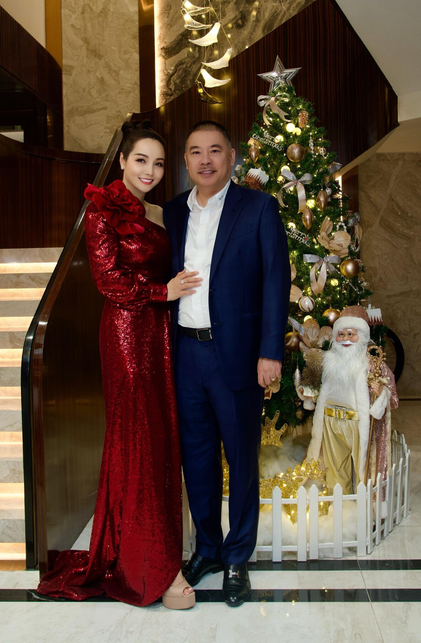 Sao Việt 27/12: Kỳ Duyên hội ngộ Đặng Thu Thảo, Diễm My 9x khoe bụng bầu - 15