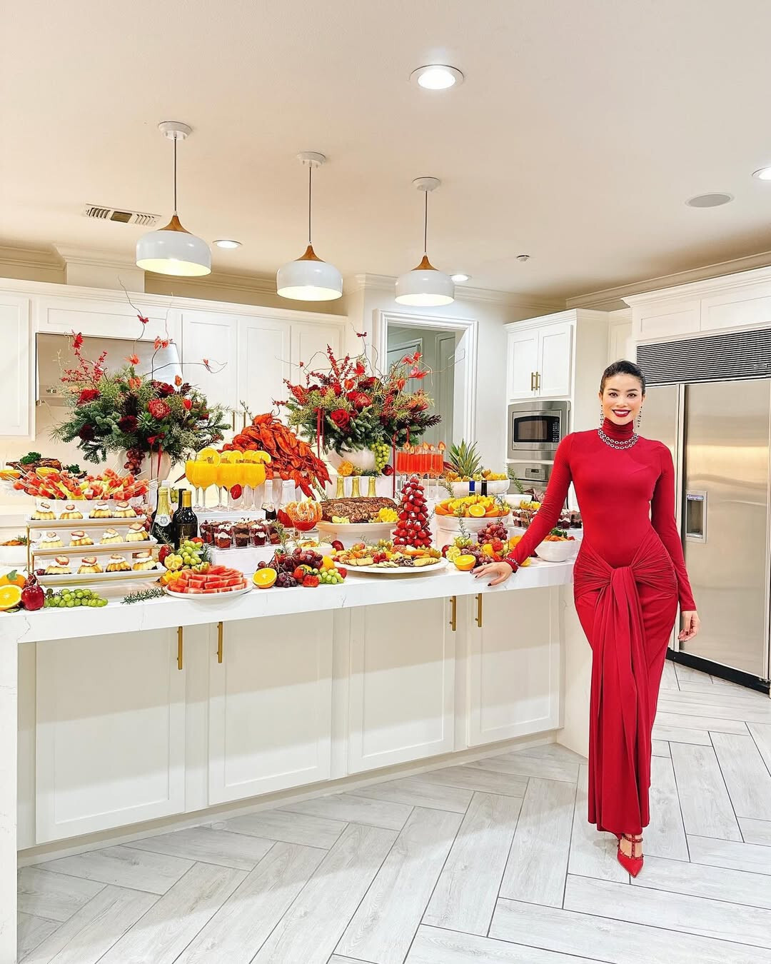 Sao Việt 27/12: Kỳ Duyên hội ngộ Đặng Thu Thảo, Diễm My 9x khoe bụng bầu - 10