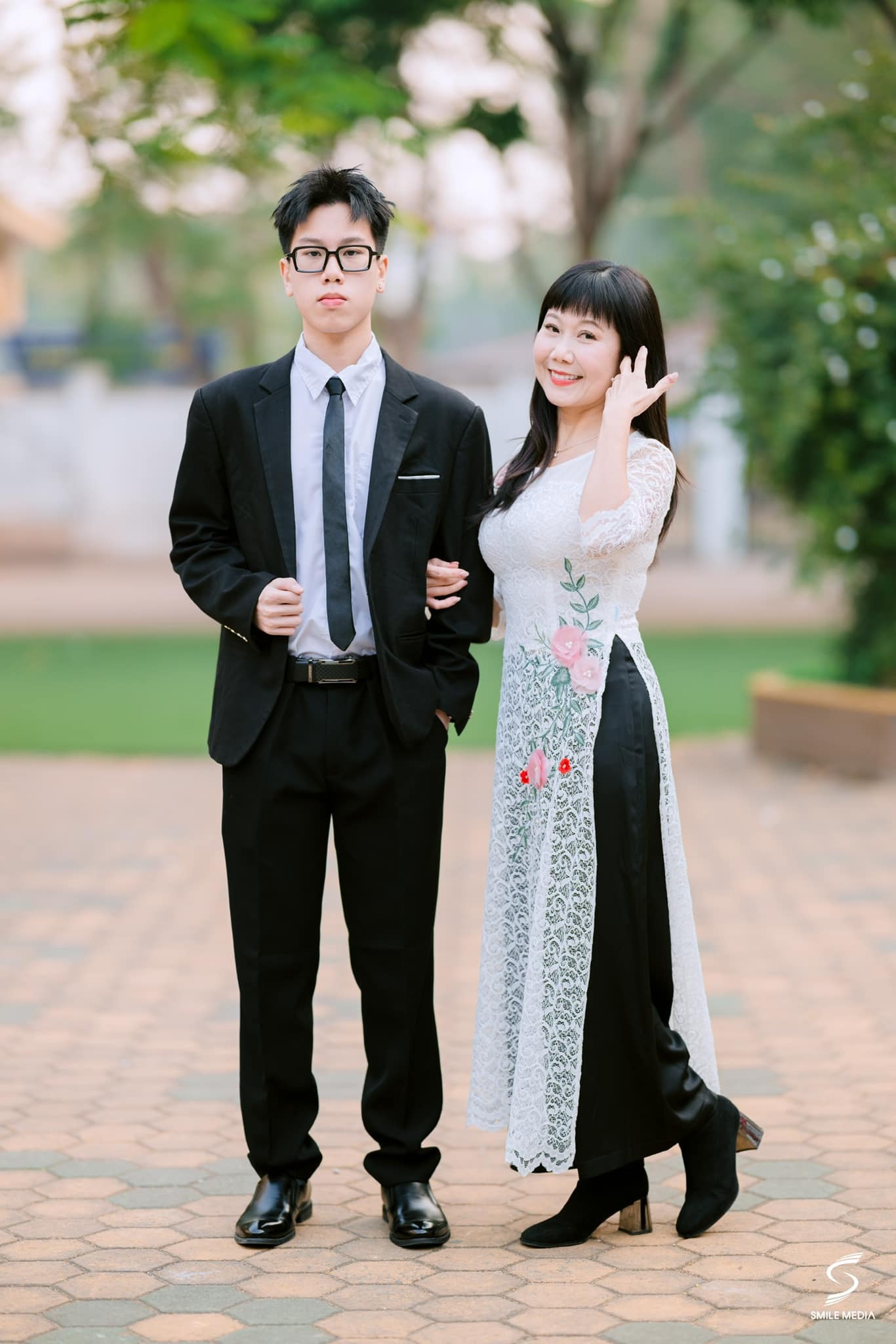 Sao Việt 10/1: Hương Tươi khoe con trai, Thiều Bảo Trâm tươi tắn sau chia tay - 3