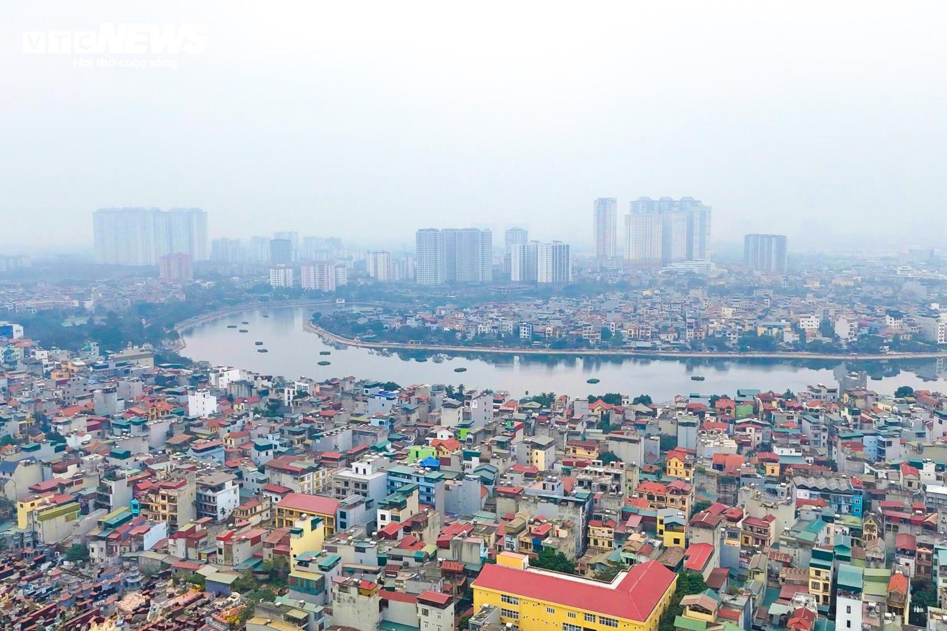 Trời Hà Nội mờ đục từ sáng đến tối, dân 'ngộp thở' trong mùa ô nhiễm không khí - 2