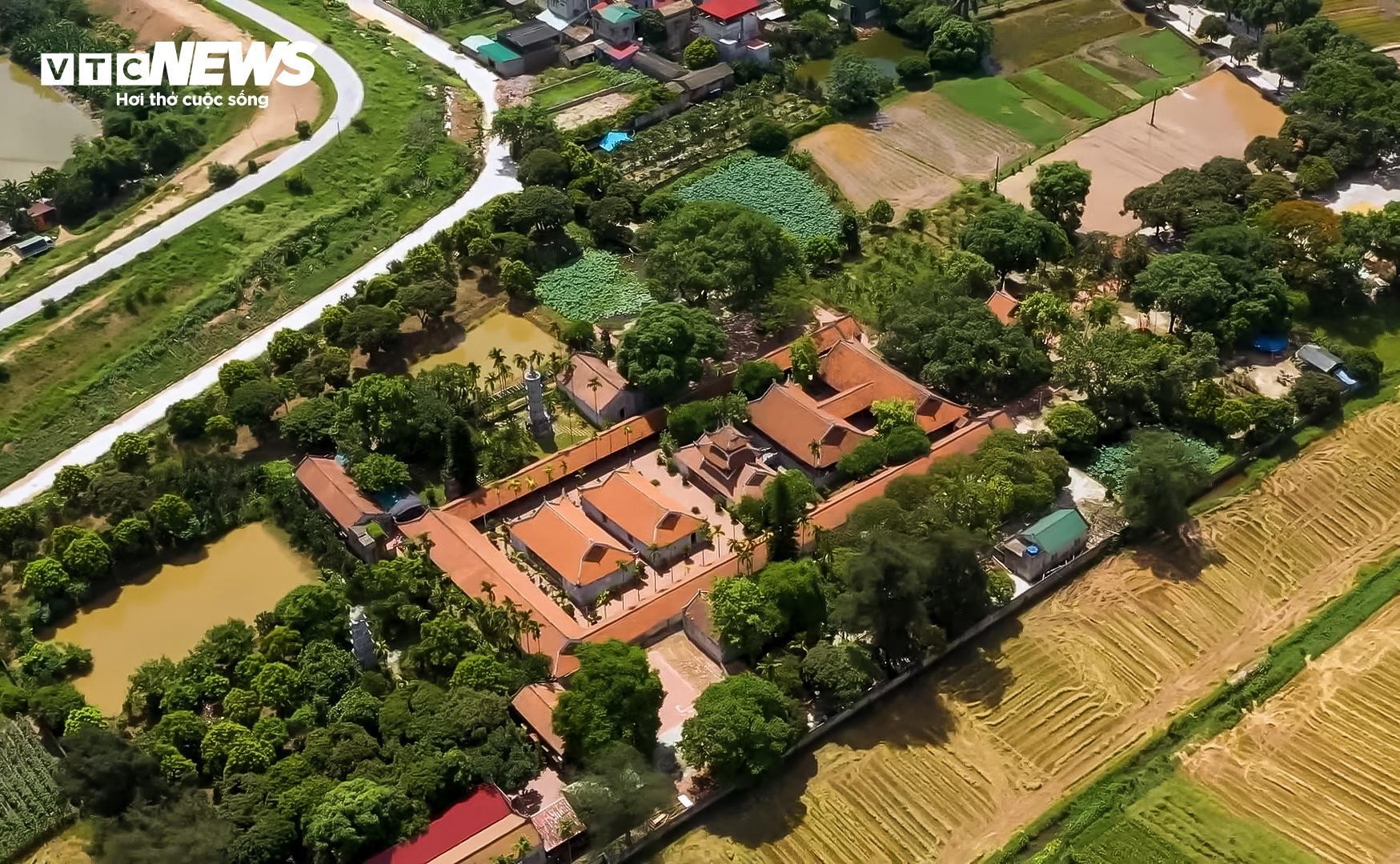 Khám phá ngôi chùa cổ lưu giữ 4 bảo vật quốc gia ở Bắc Ninh - 1