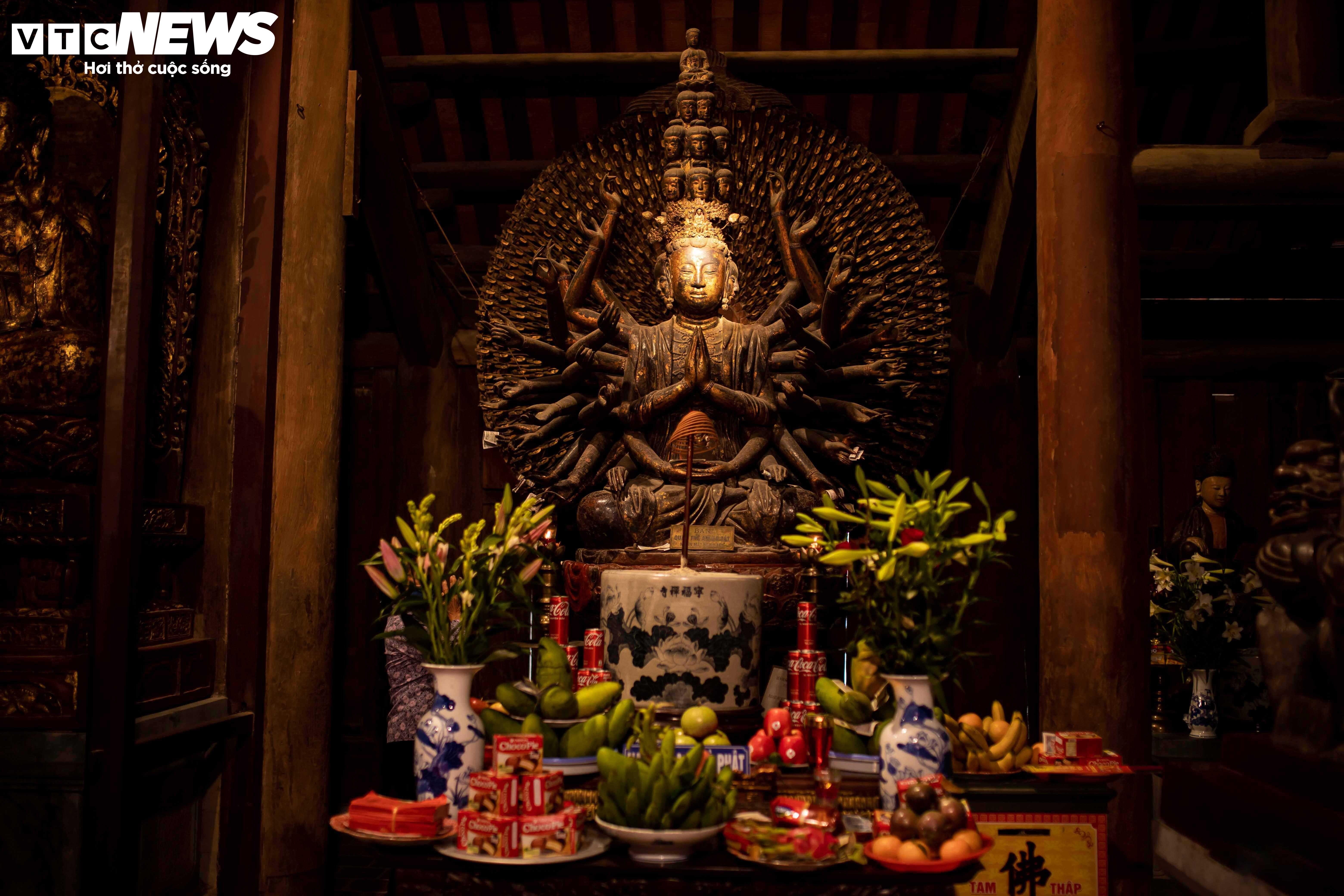 Khám phá ngôi chùa cổ lưu giữ 4 bảo vật quốc gia ở Bắc Ninh - 9