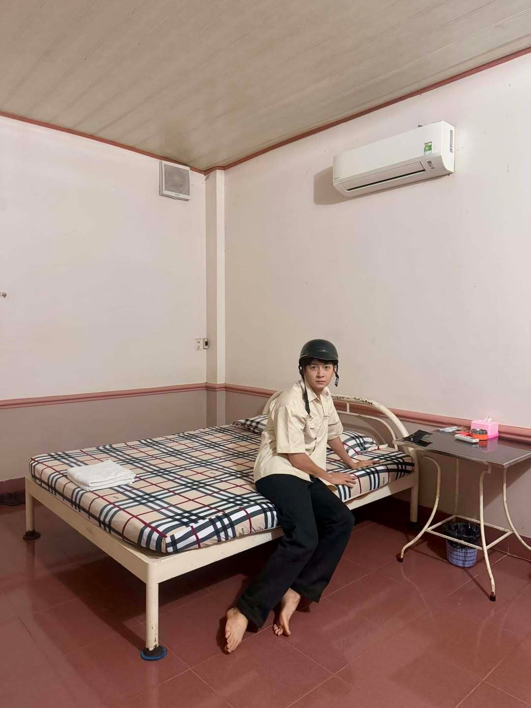 Sao Việt 18/1: Nhật Kim Anh sinh con gái, Cường Đô La được vợ nhổ tóc bạc - 12