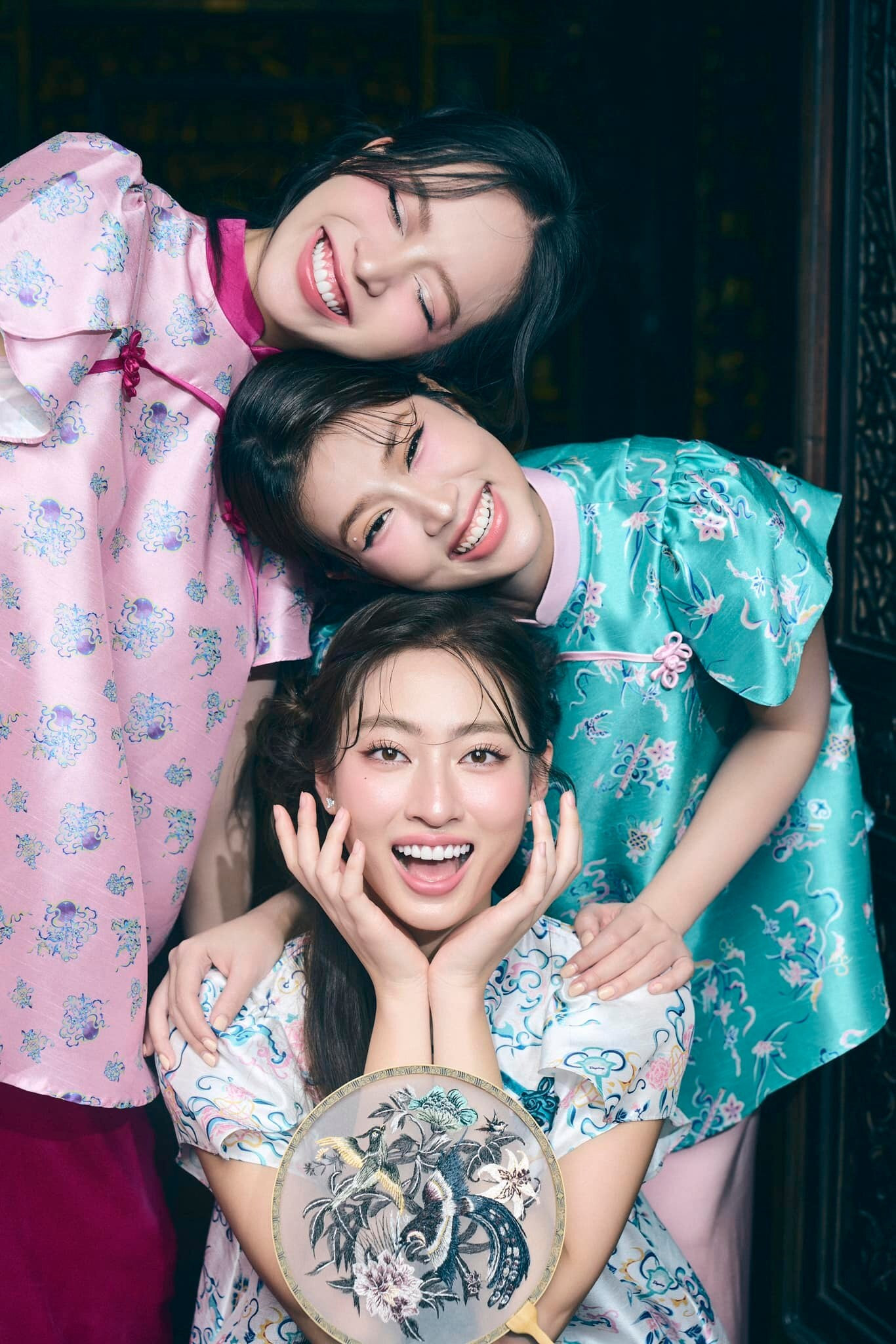 Sao Việt 19/1: Bạn gái Chí Trung tới xem Táo Quân, Công Lý tươi tắn bên vợ trẻ - 6