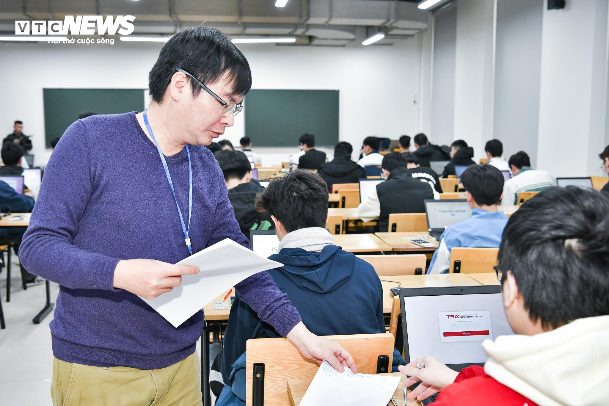 14.000 thí sinh bước vào kỳ thi tuyển sinh riêng đầu tiên 2025 - 14
