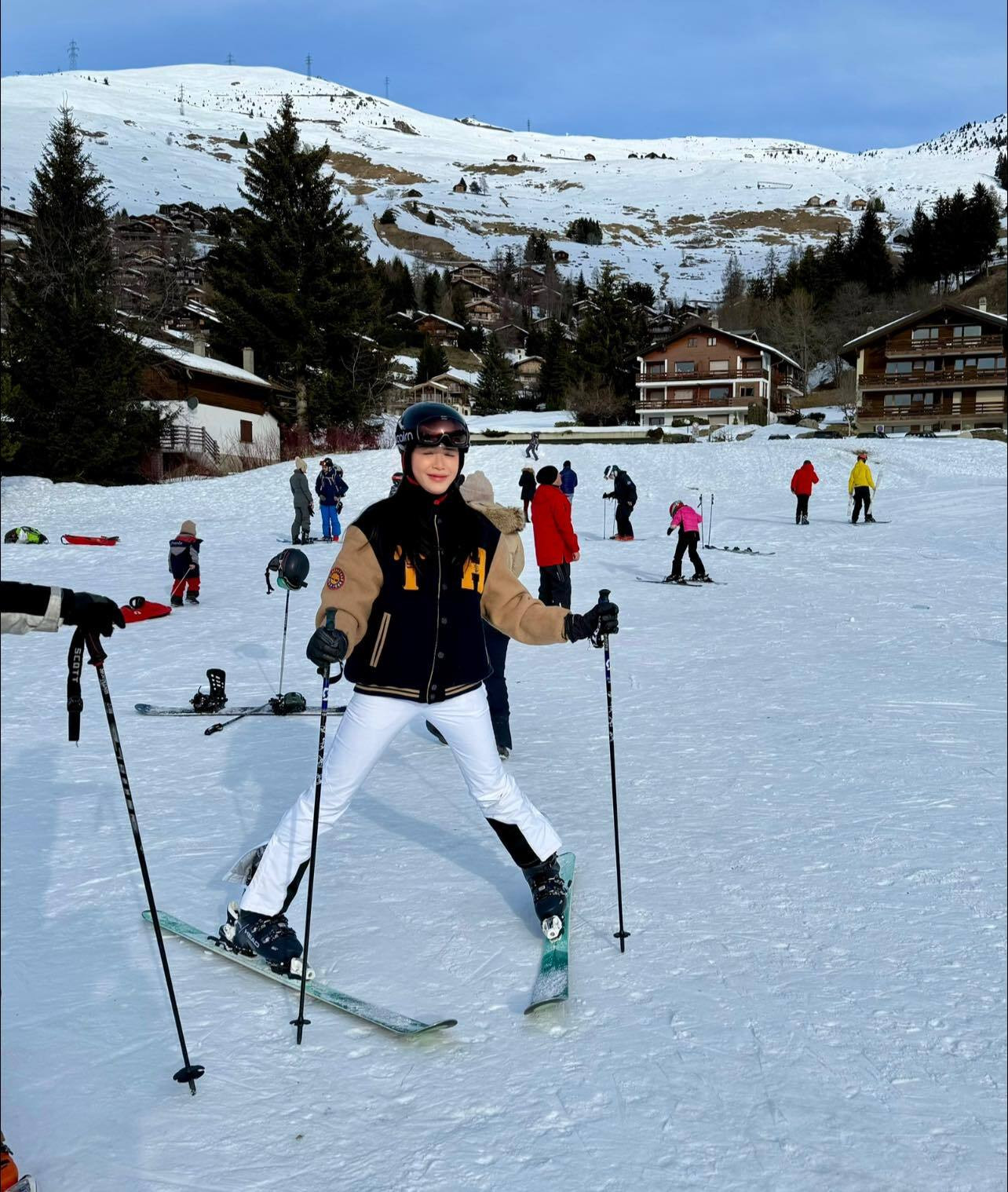 Sao Việt 23/1: Bảo Thanh khoe sổ đỏ, Tăng Thanh Hà gói bánh chưng đón Tết - 10