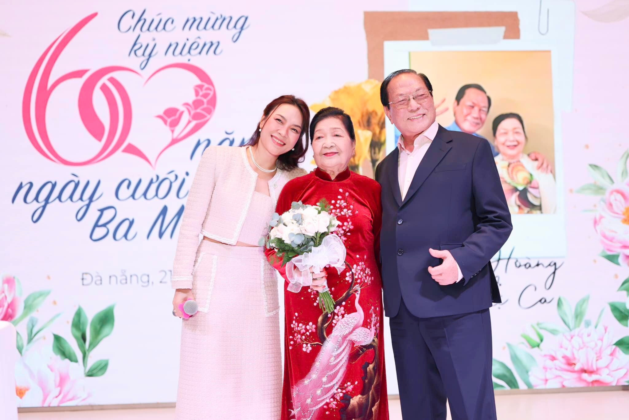 Sao Việt 24/1: Lệ Quyên rạng rỡ bên tình trẻ, Mỹ Tâm làm tiệc kỷ niệm cho bố mẹ - 1