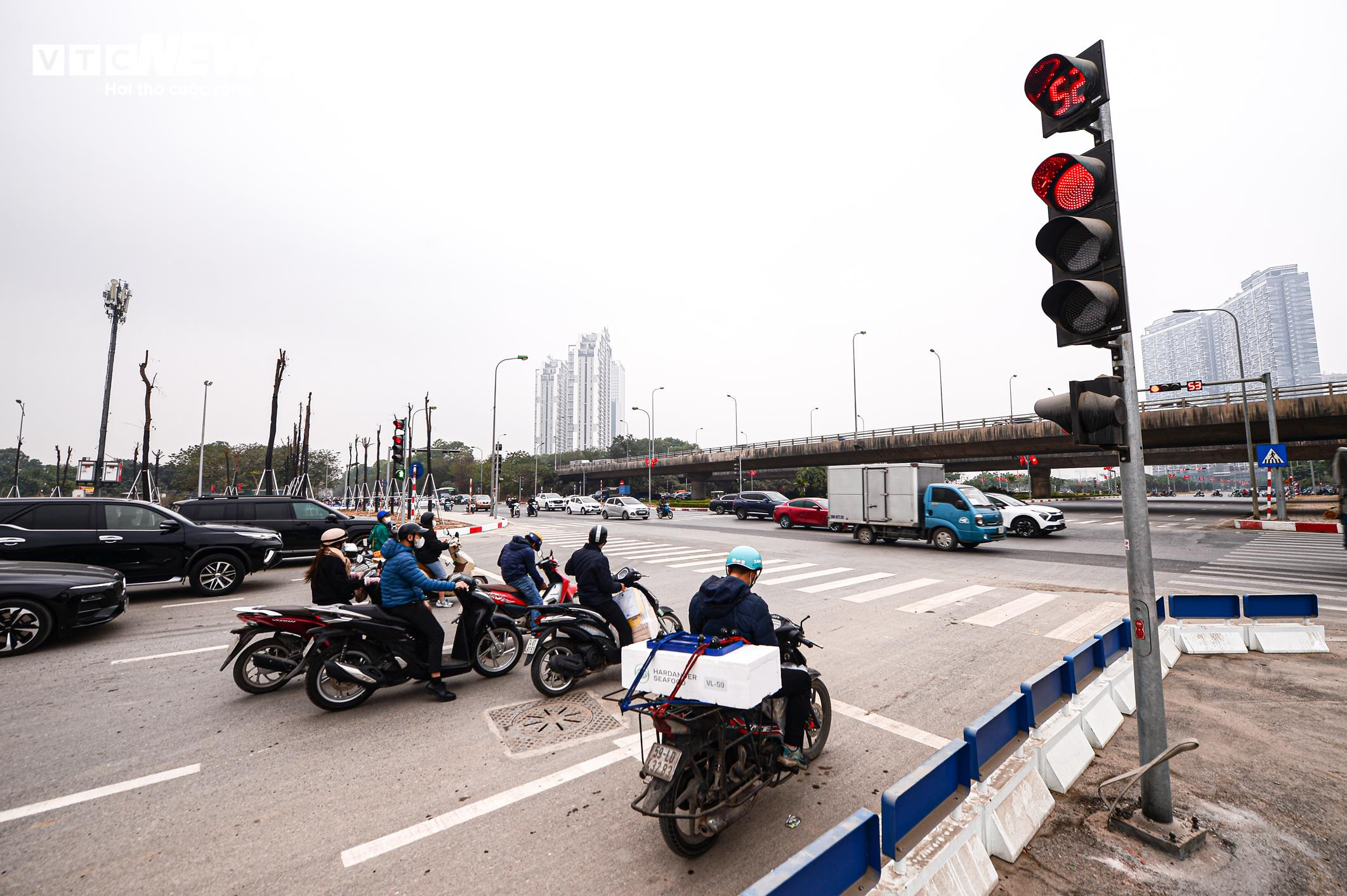 Hà Nội thông xe tuyến đường gần 750 tỷ đồng phục vụ người dân dịp Tết - 9