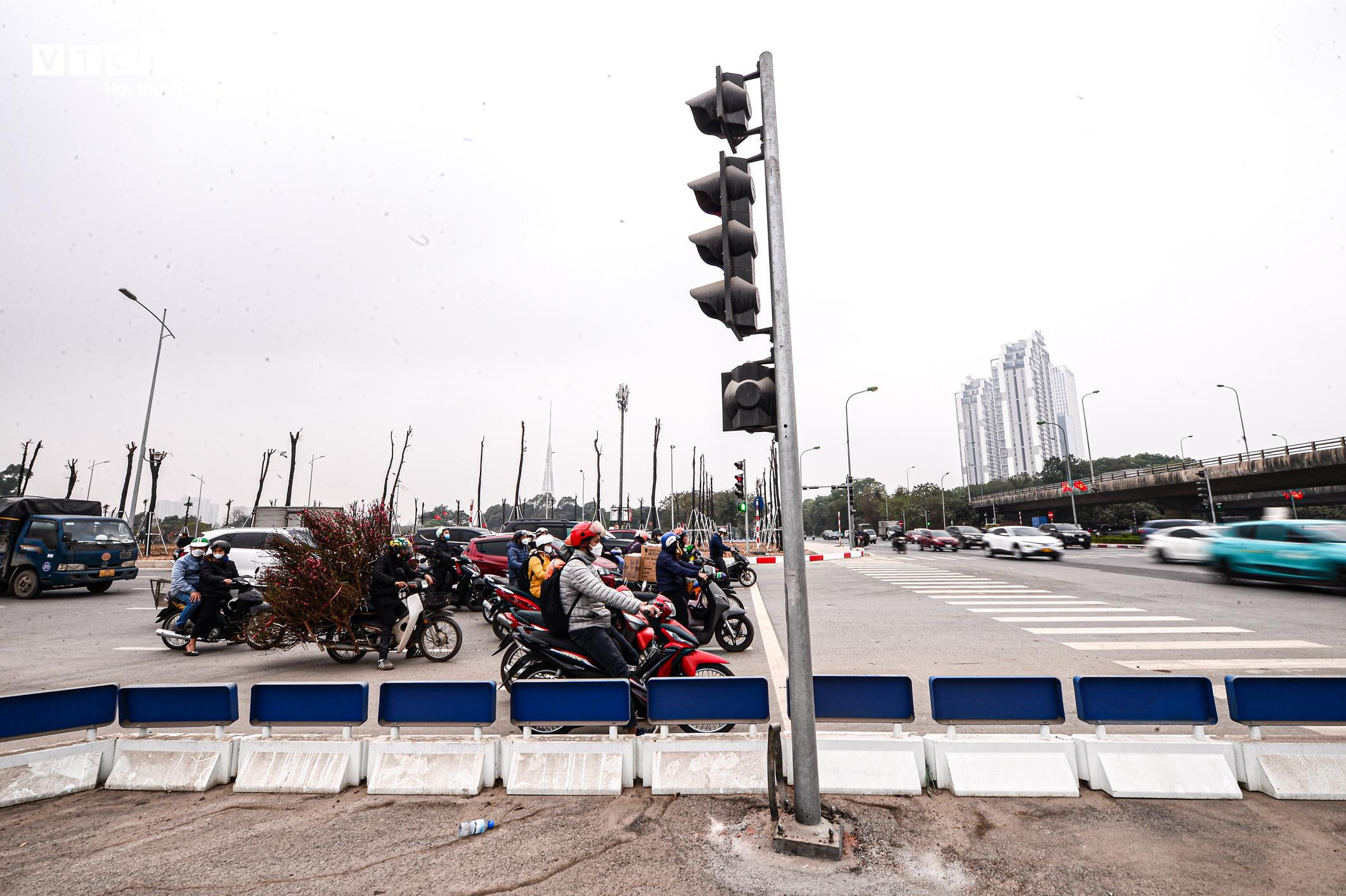 Hà Nội thông xe tuyến đường gần 750 tỷ đồng phục vụ người dân dịp Tết - 8