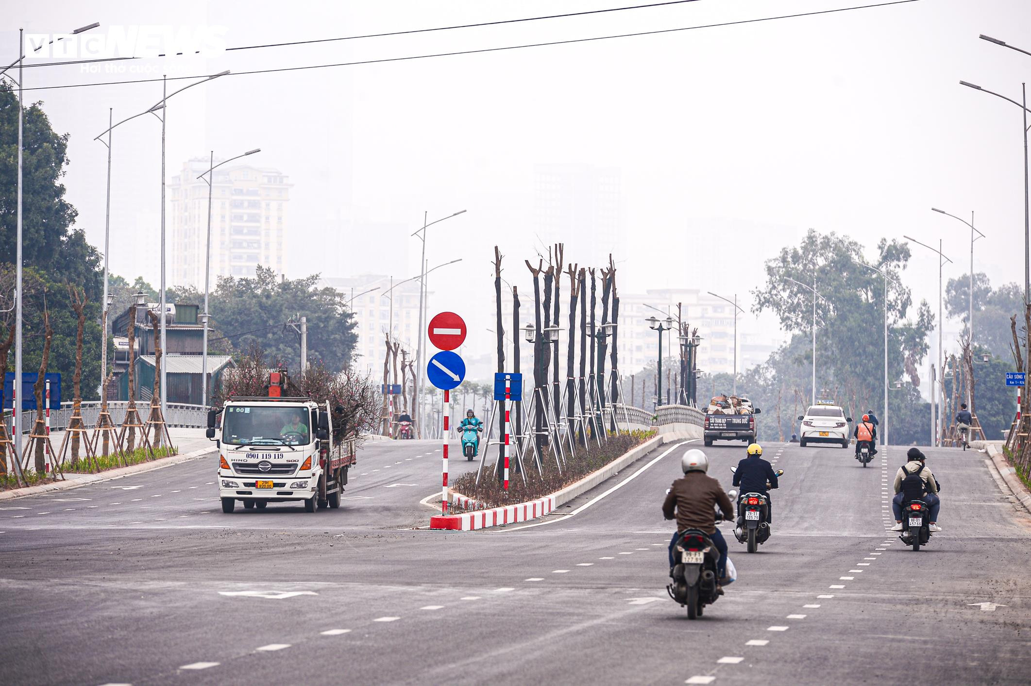 Hà Nội thông xe tuyến đường gần 750 tỷ đồng phục vụ người dân dịp Tết - 18