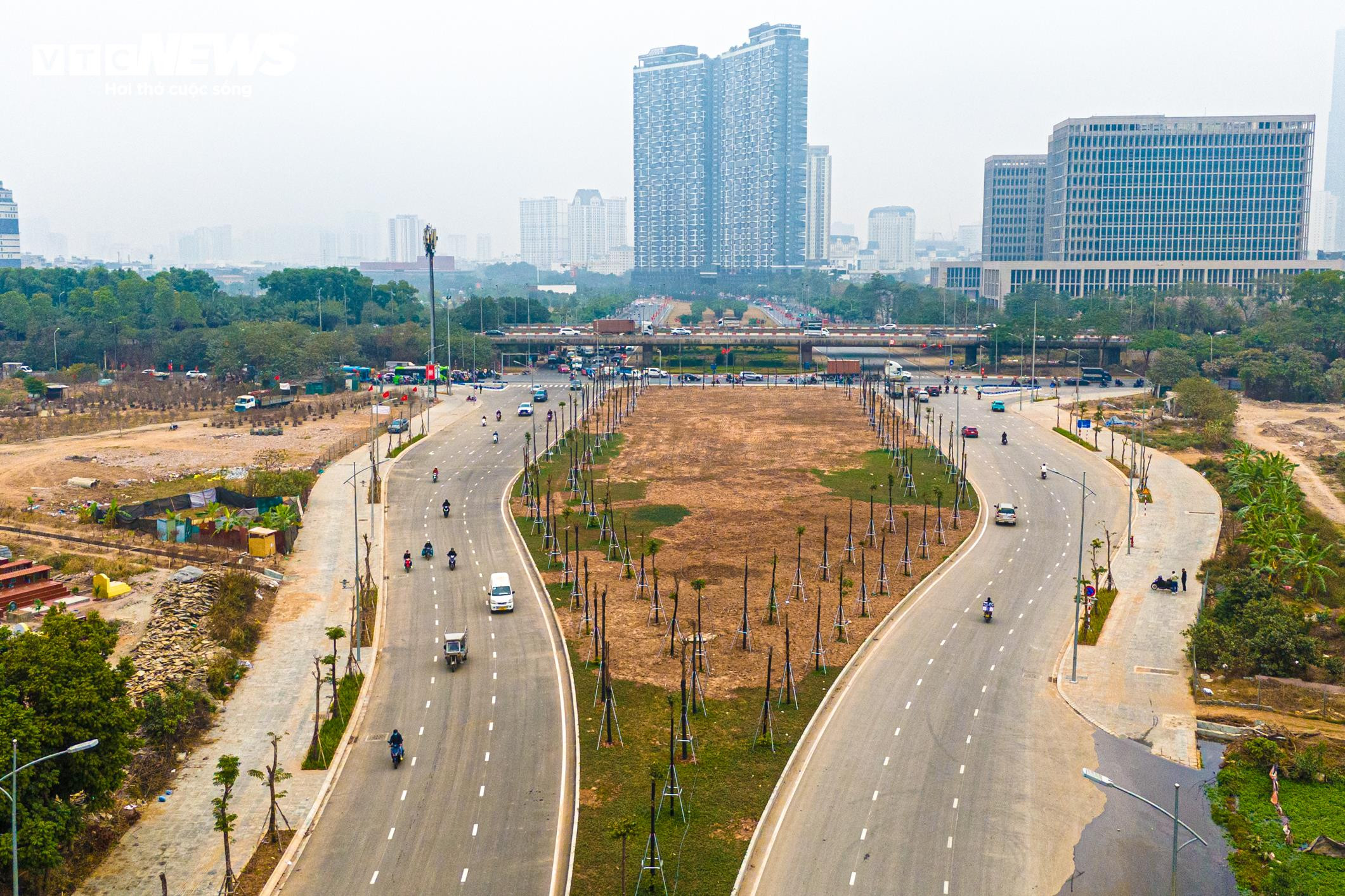 Hà Nội thông xe tuyến đường gần 750 tỷ đồng phục vụ người dân dịp Tết - 1