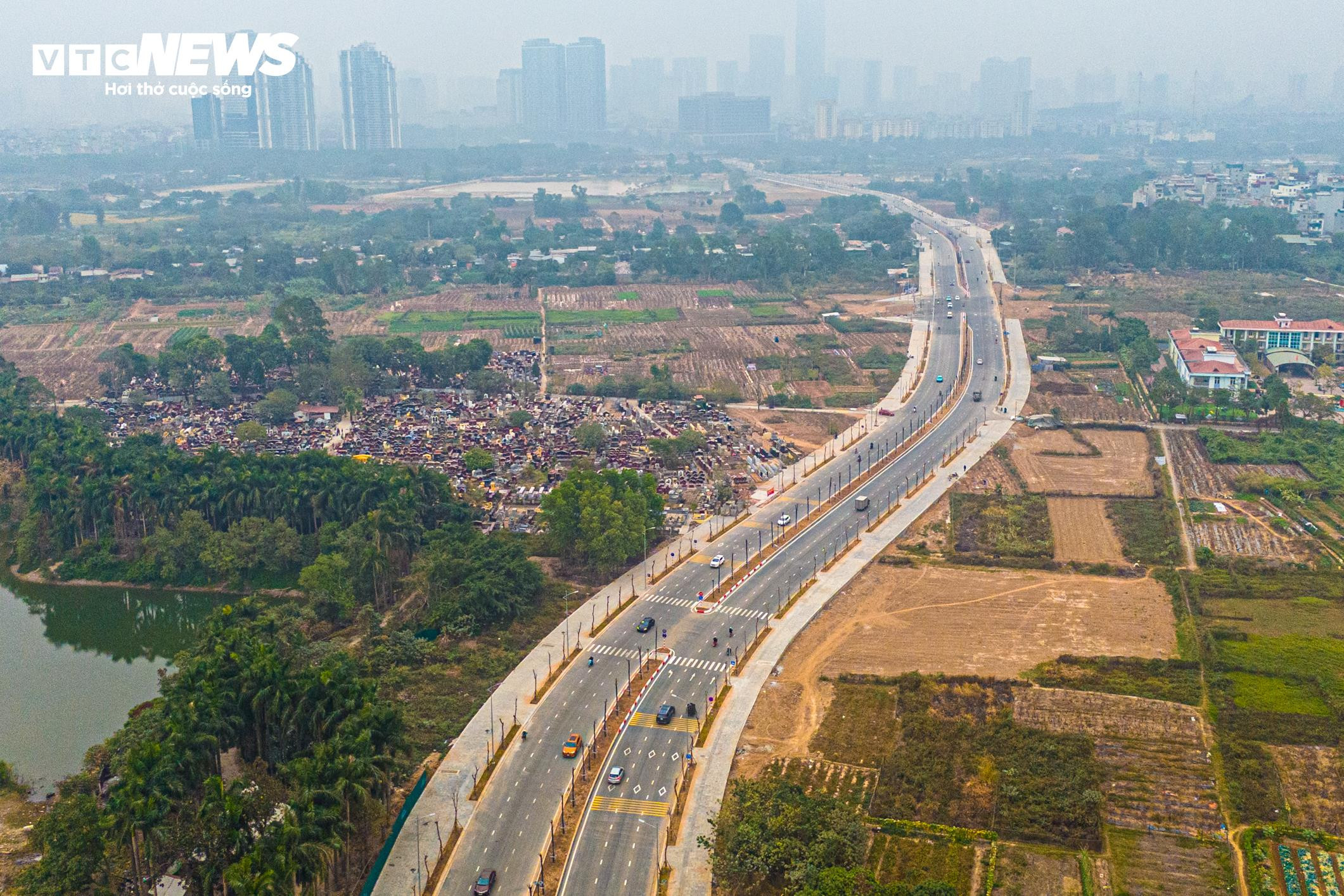 Hà Nội thông xe tuyến đường gần 750 tỷ đồng phục vụ người dân dịp Tết - 16