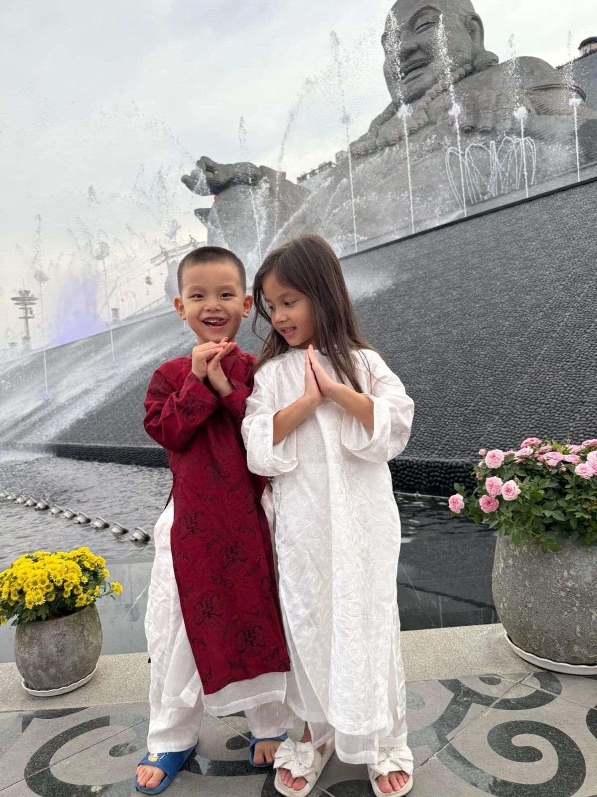 Sao Việt 3/2: Cường Đô La đăng ảnh với mẹ, vợ chồng Minh Hằng vi vu ở Hong Kong - 5