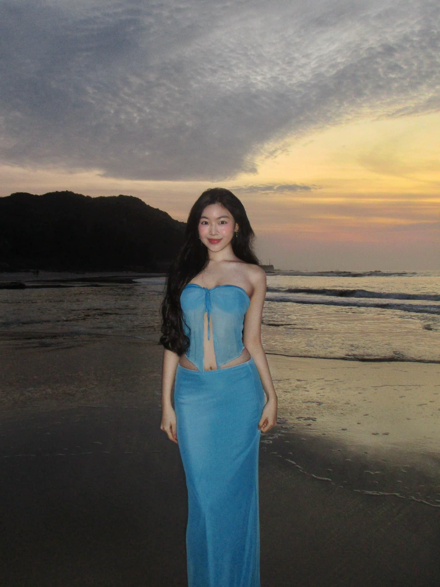 Sao Việt 4/2: Con gái Quyền Linh gợi cảm bất ngờ, Hoài Lâm lộ diện tiều tụy - 2