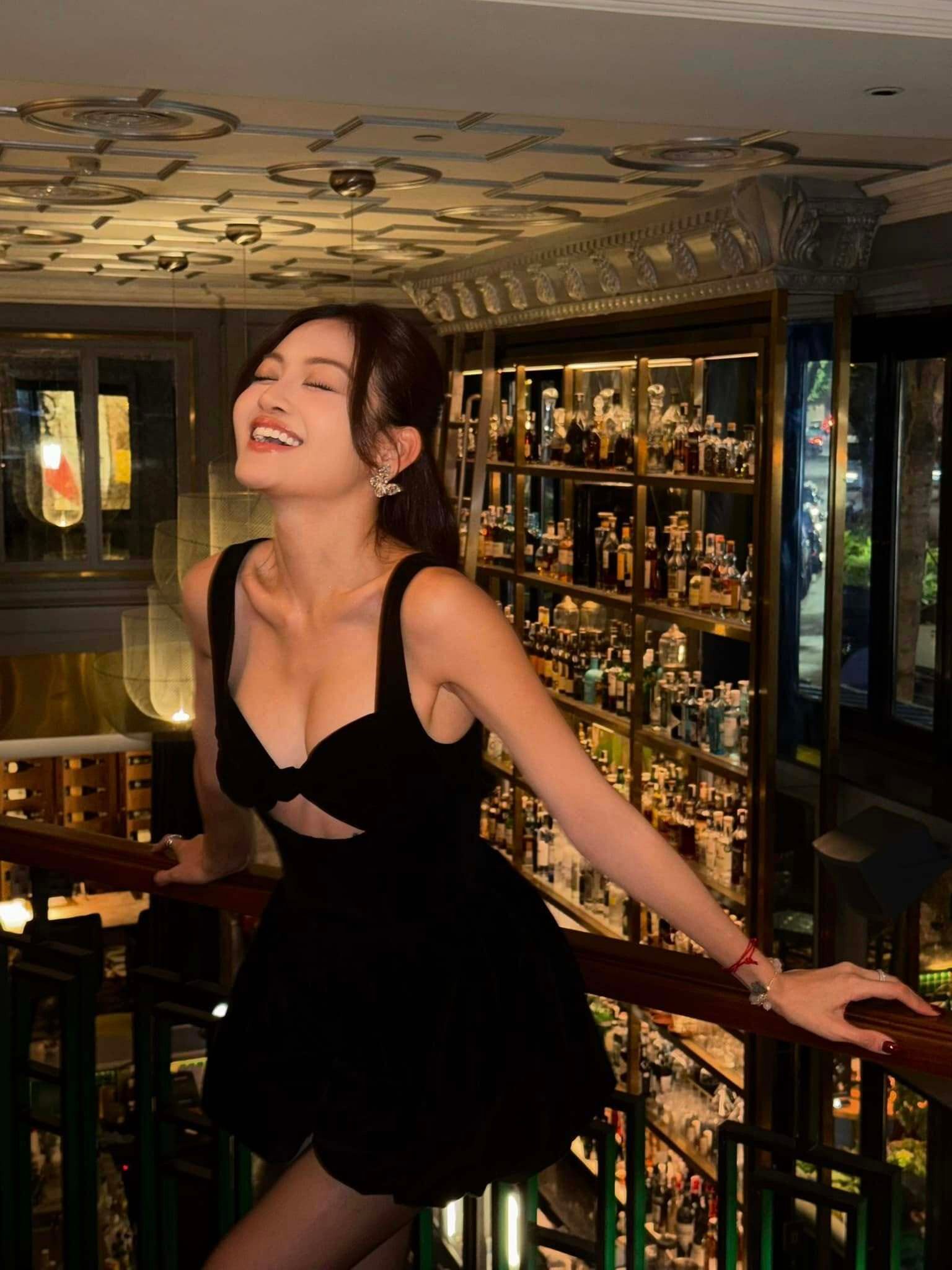 Sao Việt 4/2: Con gái Quyền Linh gợi cảm bất ngờ, Hoài Lâm lộ diện tiều tụy - 7