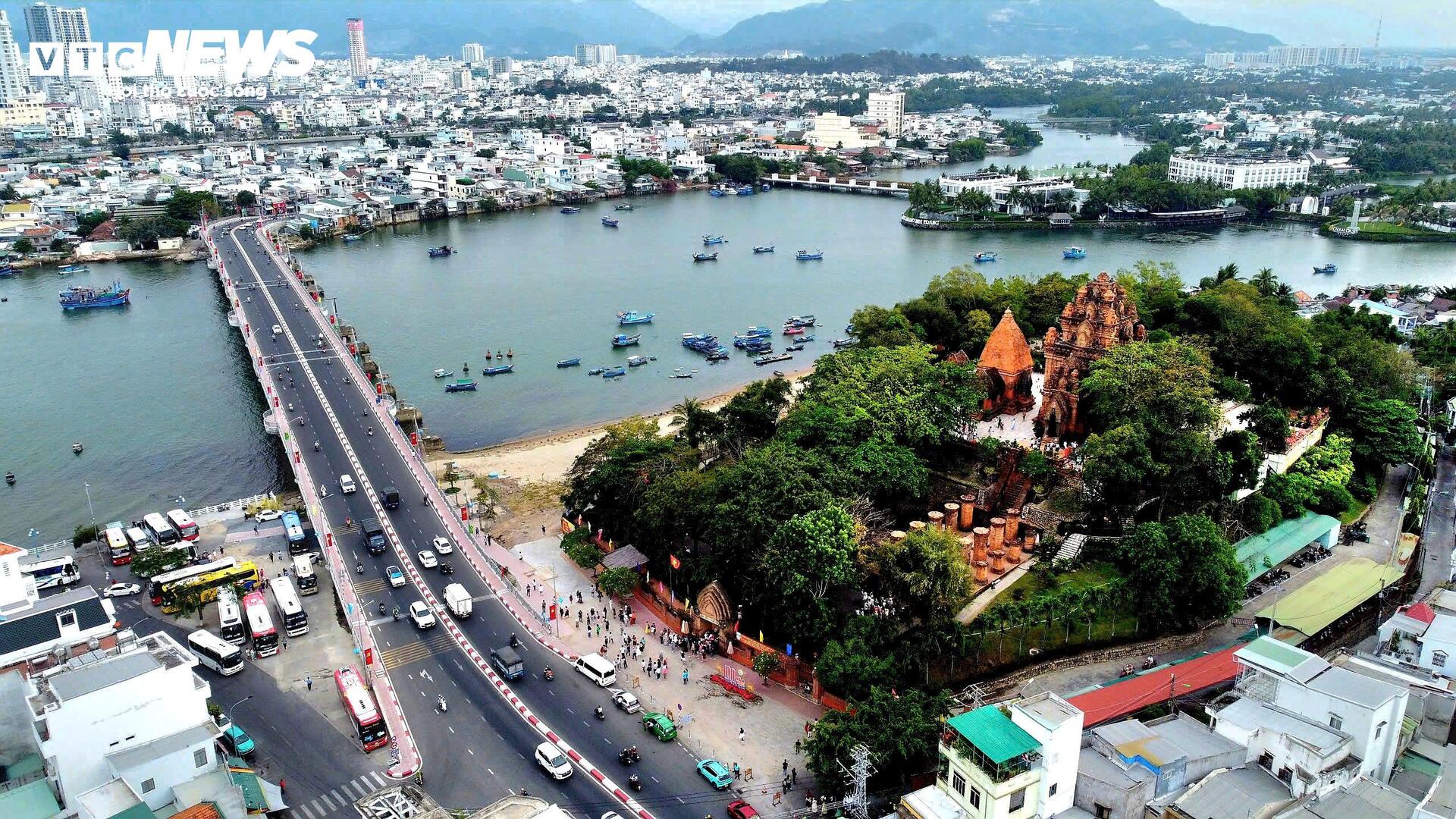 Cận cảnh Tháp Bà Ponagar ở Nha Trang được xếp hạng di tích quốc gia đặc biệt - 1