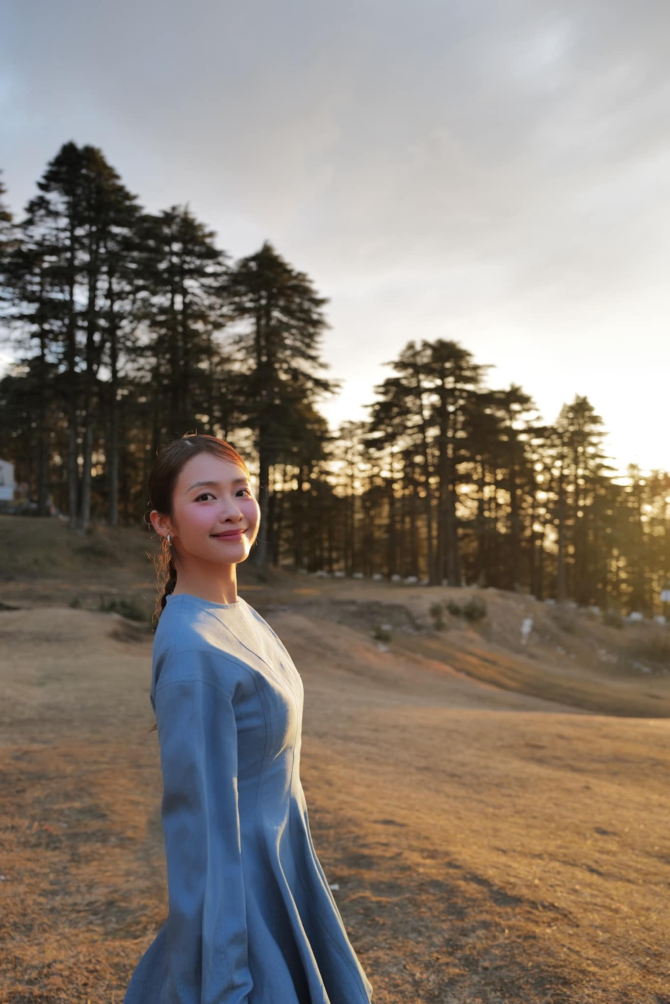 Sao Việt 5/2: Lệ Quyên khoe 'eo con kiến', MC Mai Ngọc bầu bí vẫn sành điệu - 14