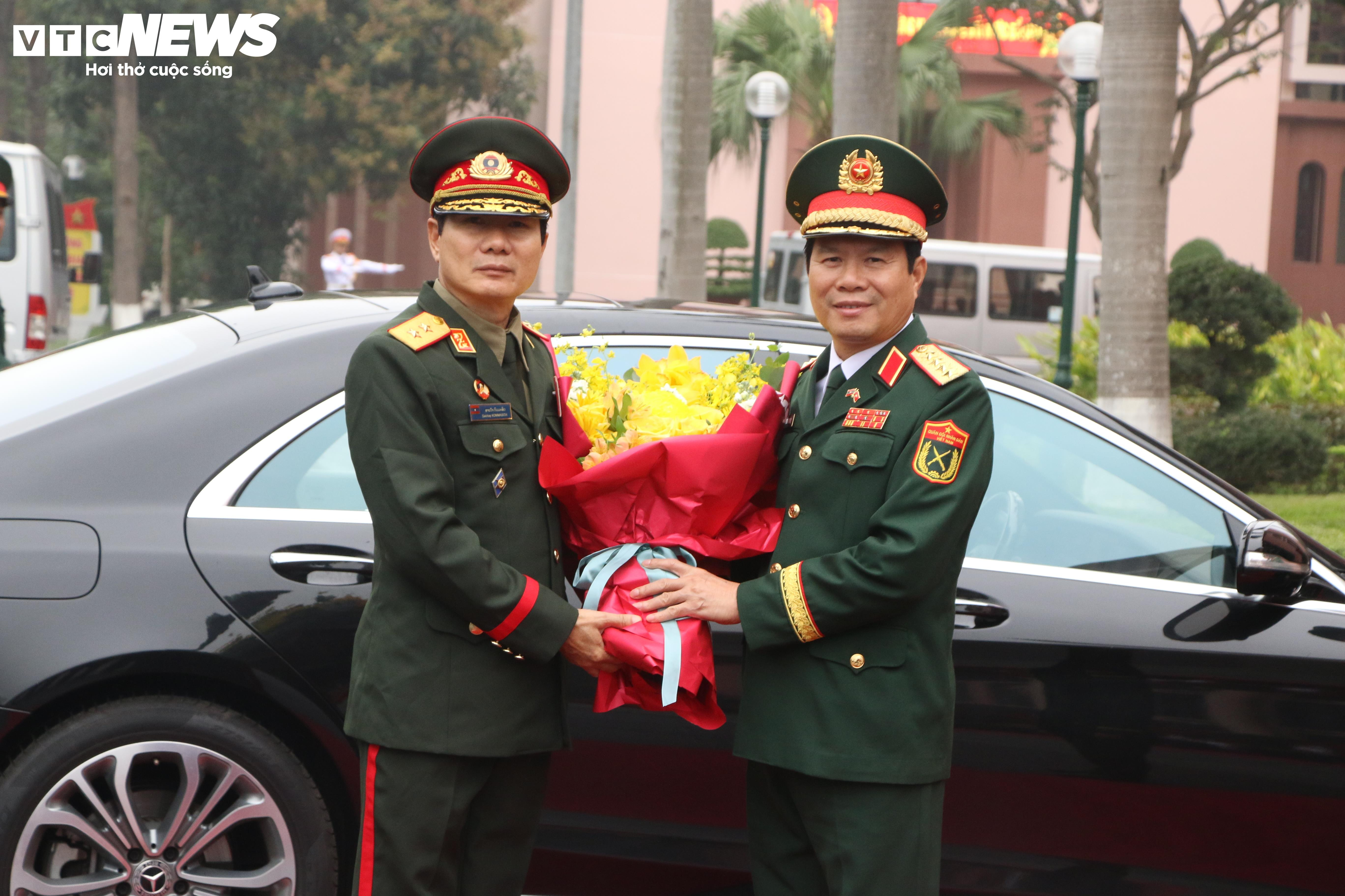 Tân Tổng tham mưu trưởng Quân đội Nhân dân Lào thăm chính thức Việt Nam - 2