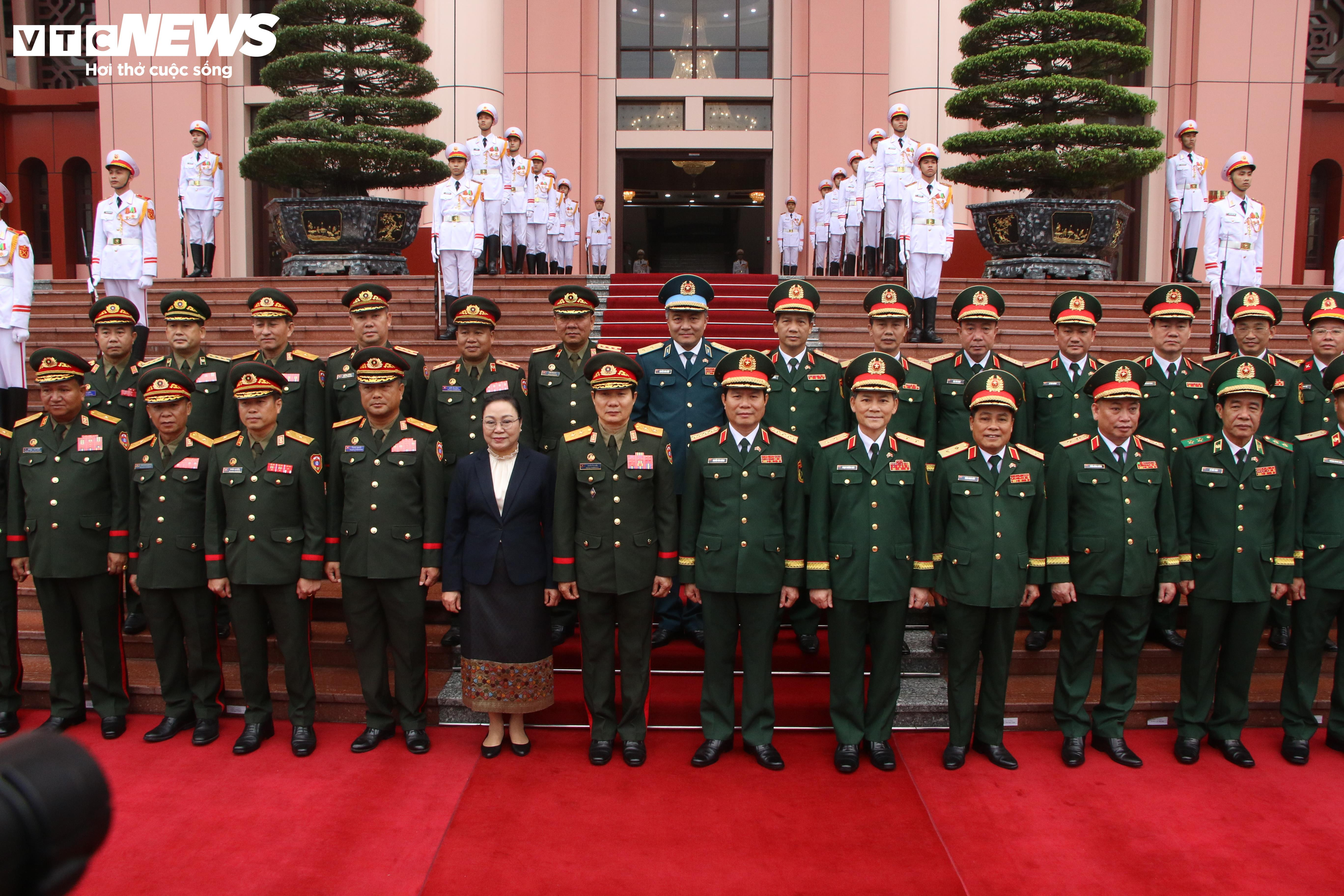 Tân Tổng tham mưu trưởng Quân đội Nhân dân Lào thăm chính thức Việt Nam - 10