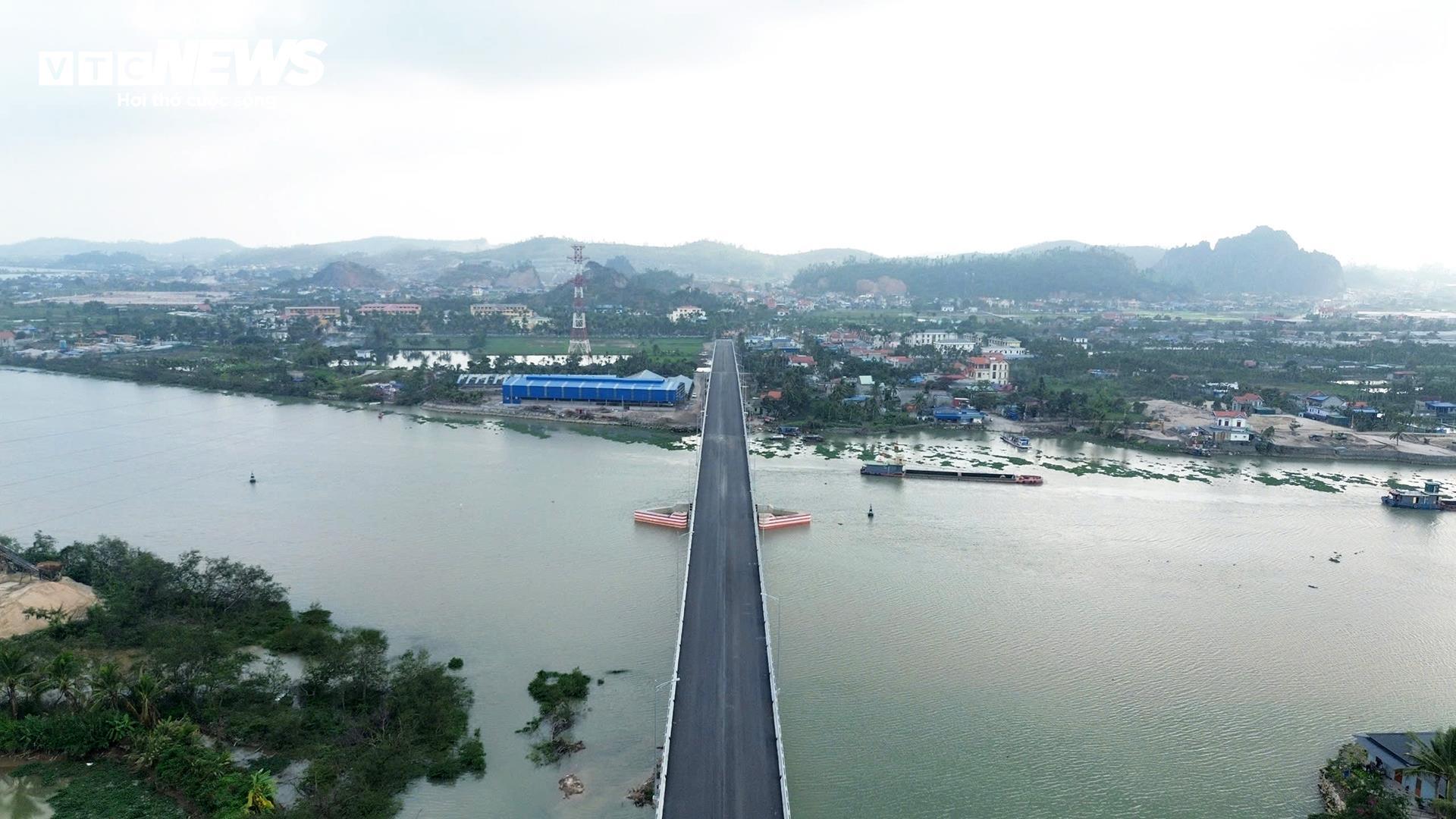 Diện mạo cầu Lại Xuân nối Hải Phòng với Quảng Ninh sau hai năm thi công - 8