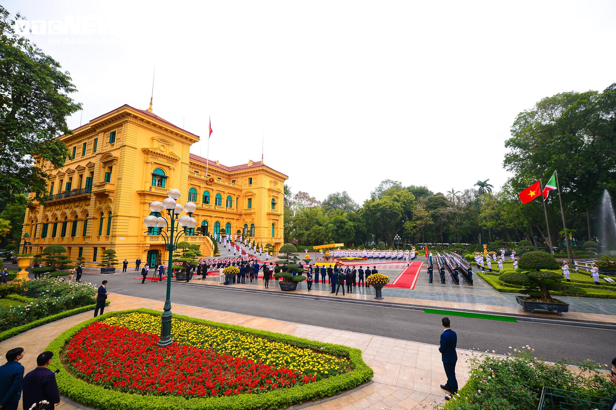 Chủ tịch nước Lương Cường chủ trì lễ đón Tổng thống Burundi và Phu nhân - 1