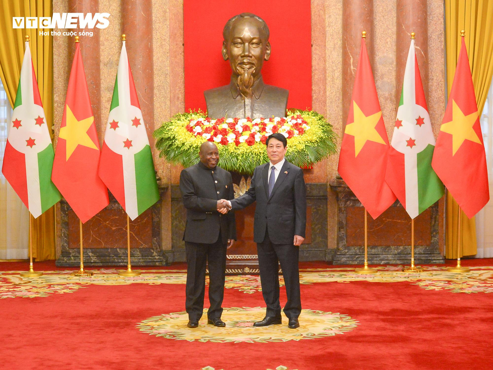 Chủ tịch nước Lương Cường chủ trì lễ đón Tổng thống Burundi và Phu nhân - 7