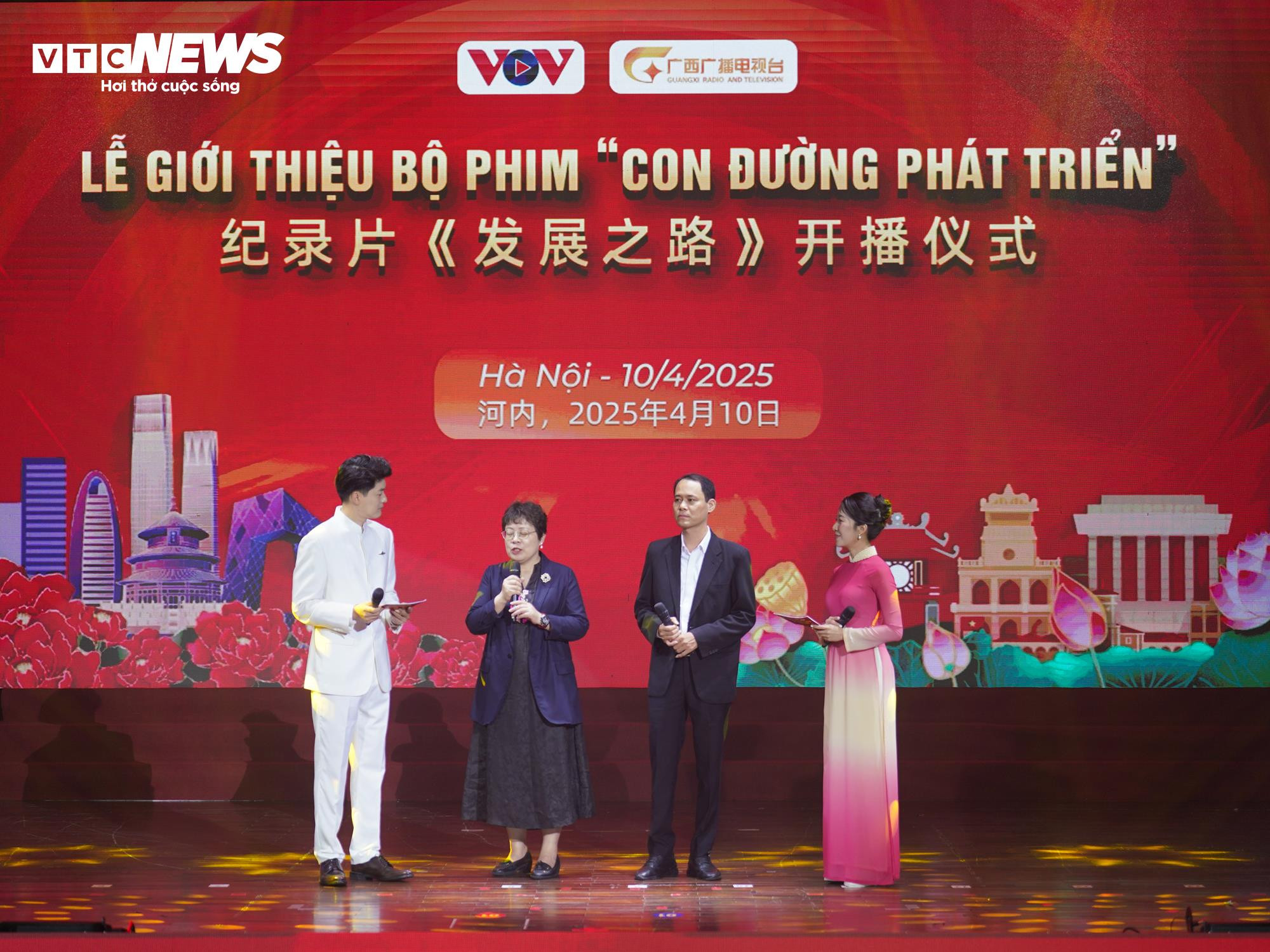 Toàn cảnh chương trình gặp gỡ, giao lưu truyền thông Việt Nam - Trung Quốc - 9