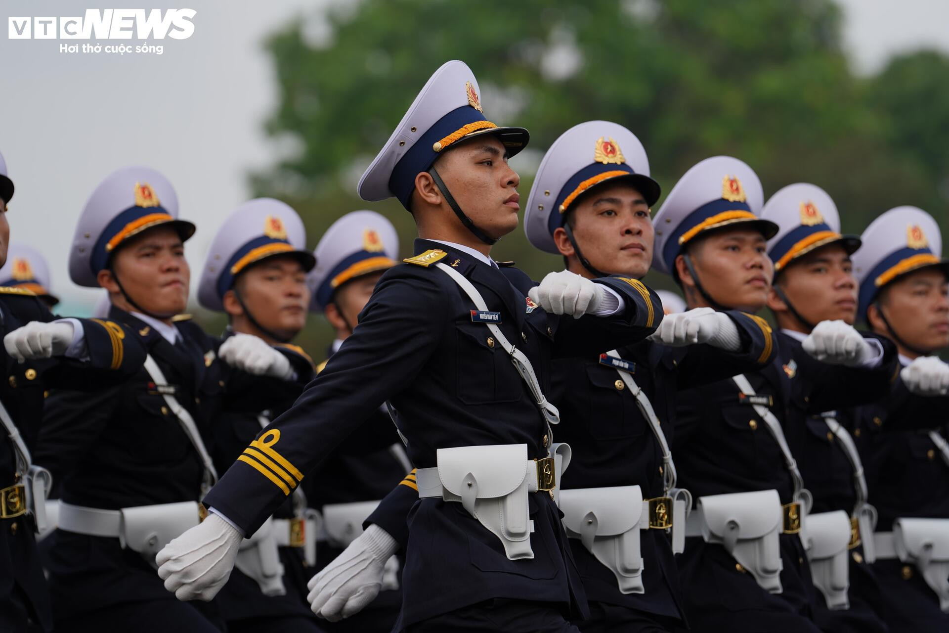 Mãn nhãn với màn hợp luyện của hơn 13.000 chiến sỹ tại sân bay Biên Hoà - 11