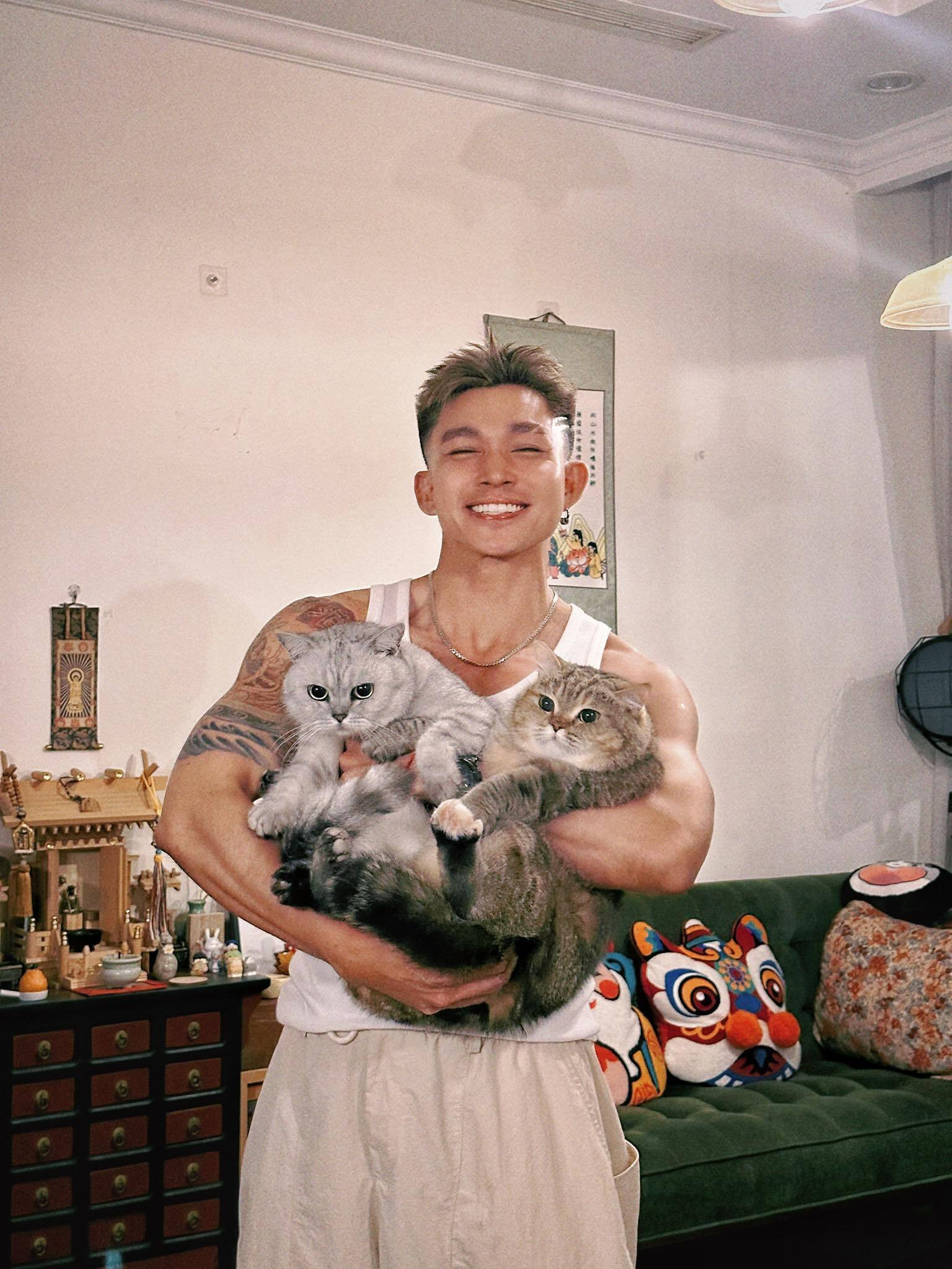 Sao Việt 25/4: Hòa Minzy đáp trả tin 'qua Mỹ định cư', Bảo Thanh tự nhận manly - 12