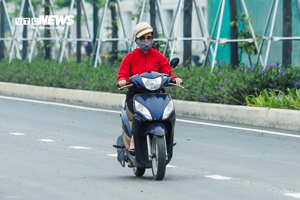 Toàn cảnh tuyến đường hơn 700 tỷ nối hai quận Hà Nội vừa được thông xe - 9
