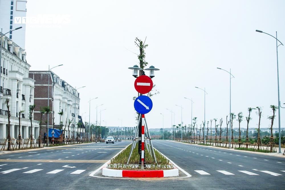 Toàn cảnh tuyến đường hơn 700 tỷ nối hai quận Hà Nội vừa được thông xe - 12