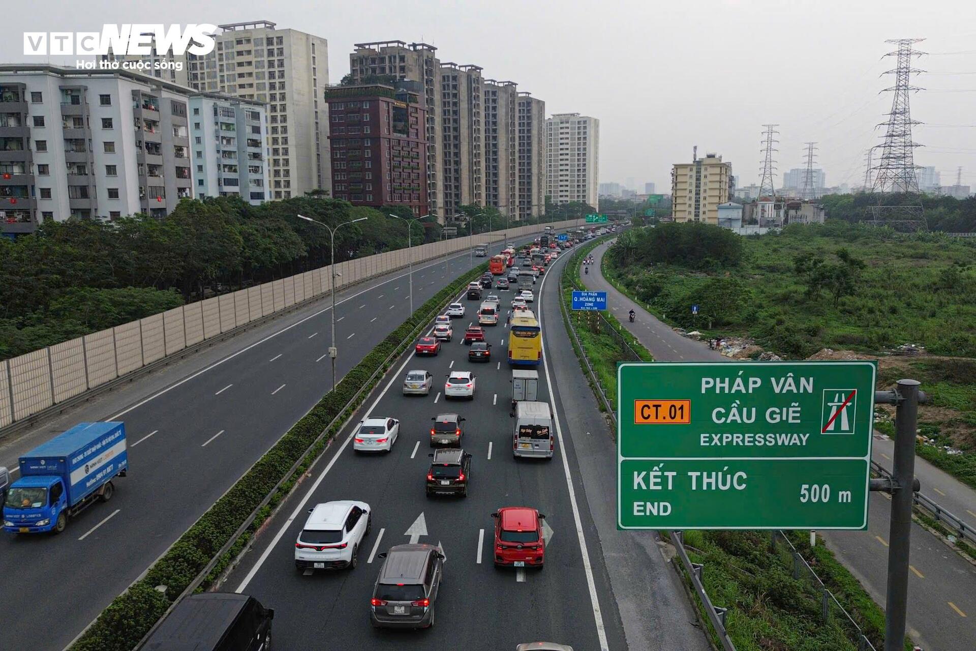 Cửa ngõ Thủ đô ùn ứ trong ngày cuối kỳ nghỉ lễ - 3