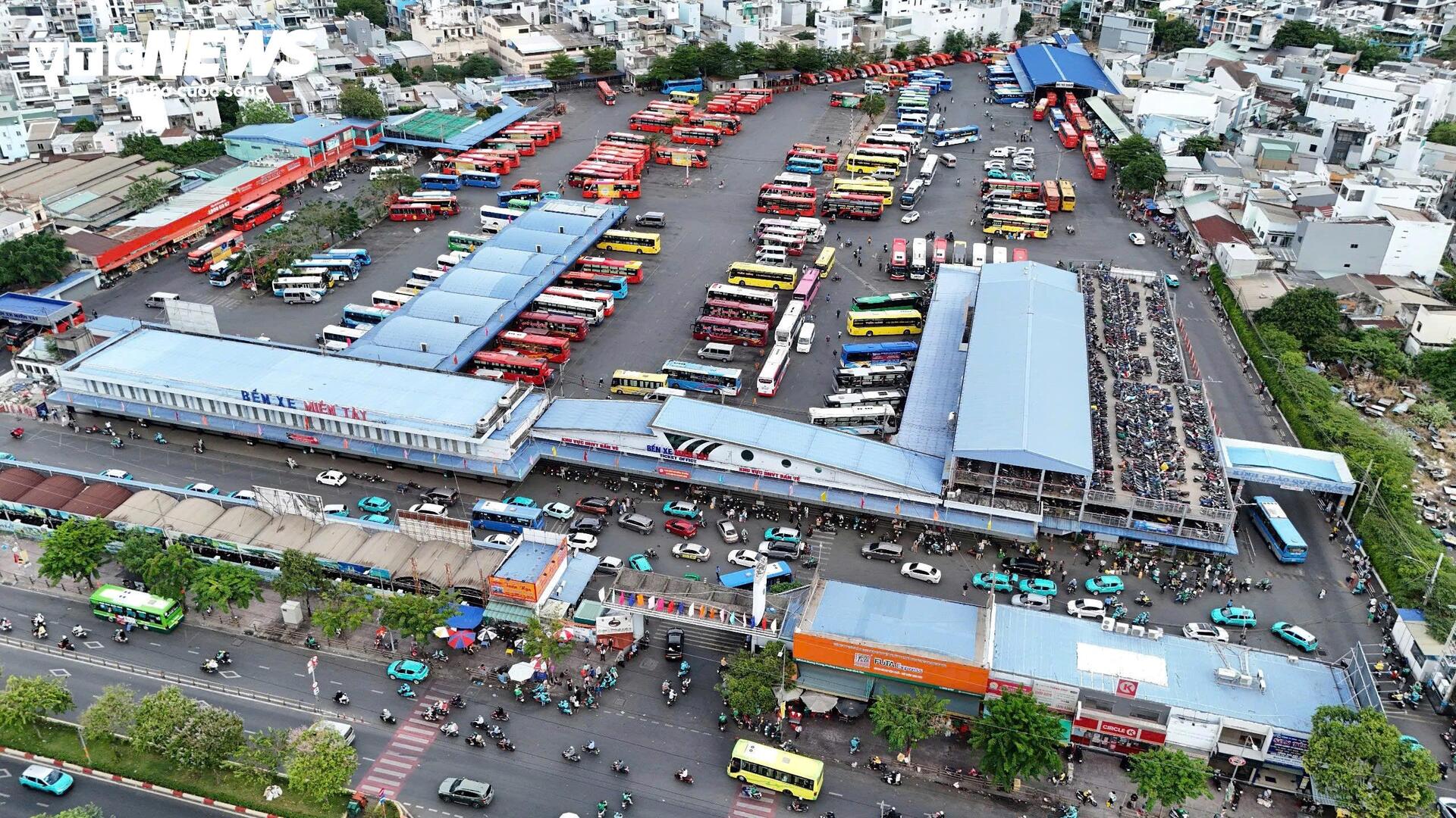 Cửa ngõ TP.HCM thông thoáng trong ngày cuối nghỉ lễ - 3