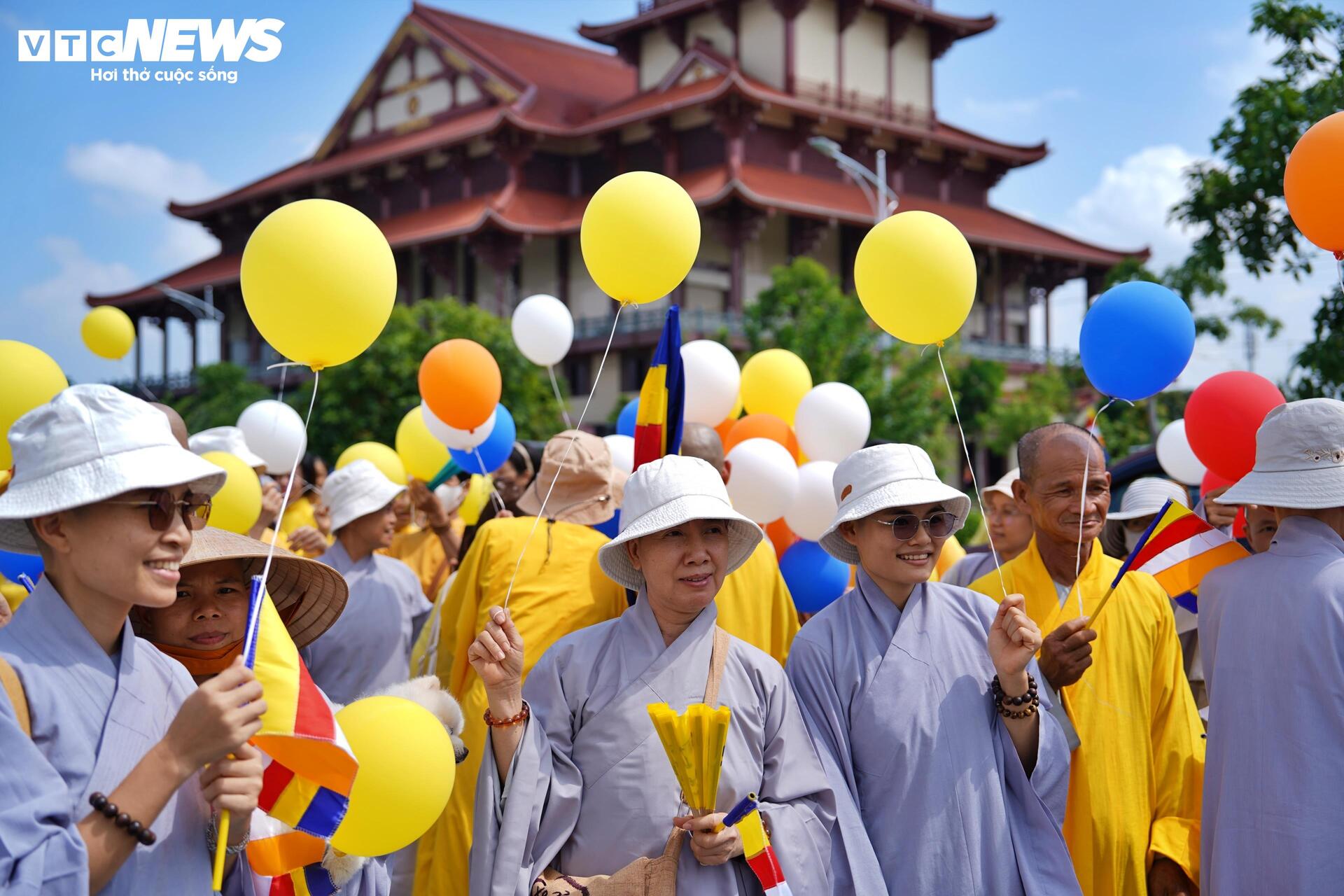 Lễ thượng cờ Phật giáo tại đại lễ Vesak 2025 - 14