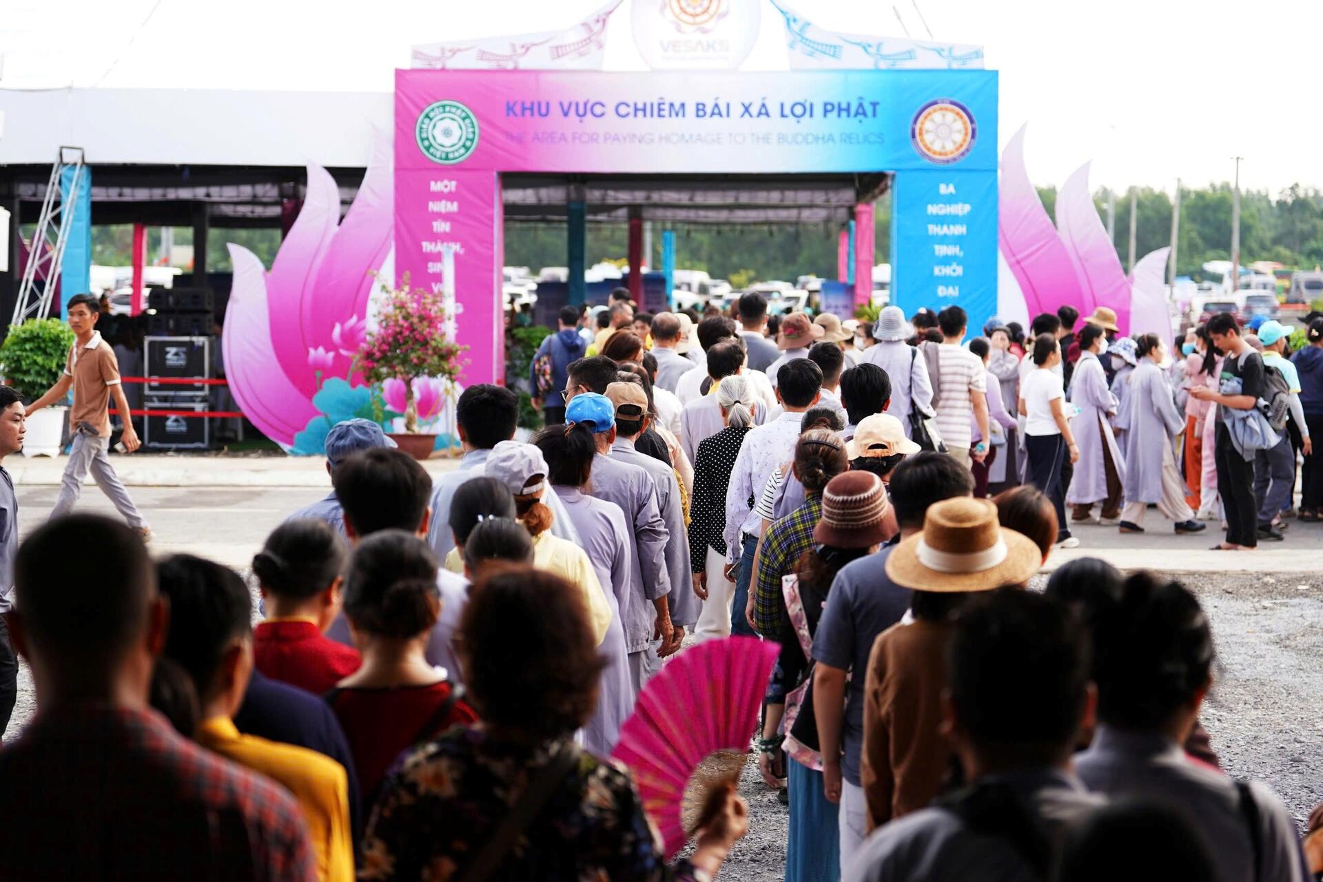 Lễ thượng cờ Phật giáo tại đại lễ Vesak 2025 - 16