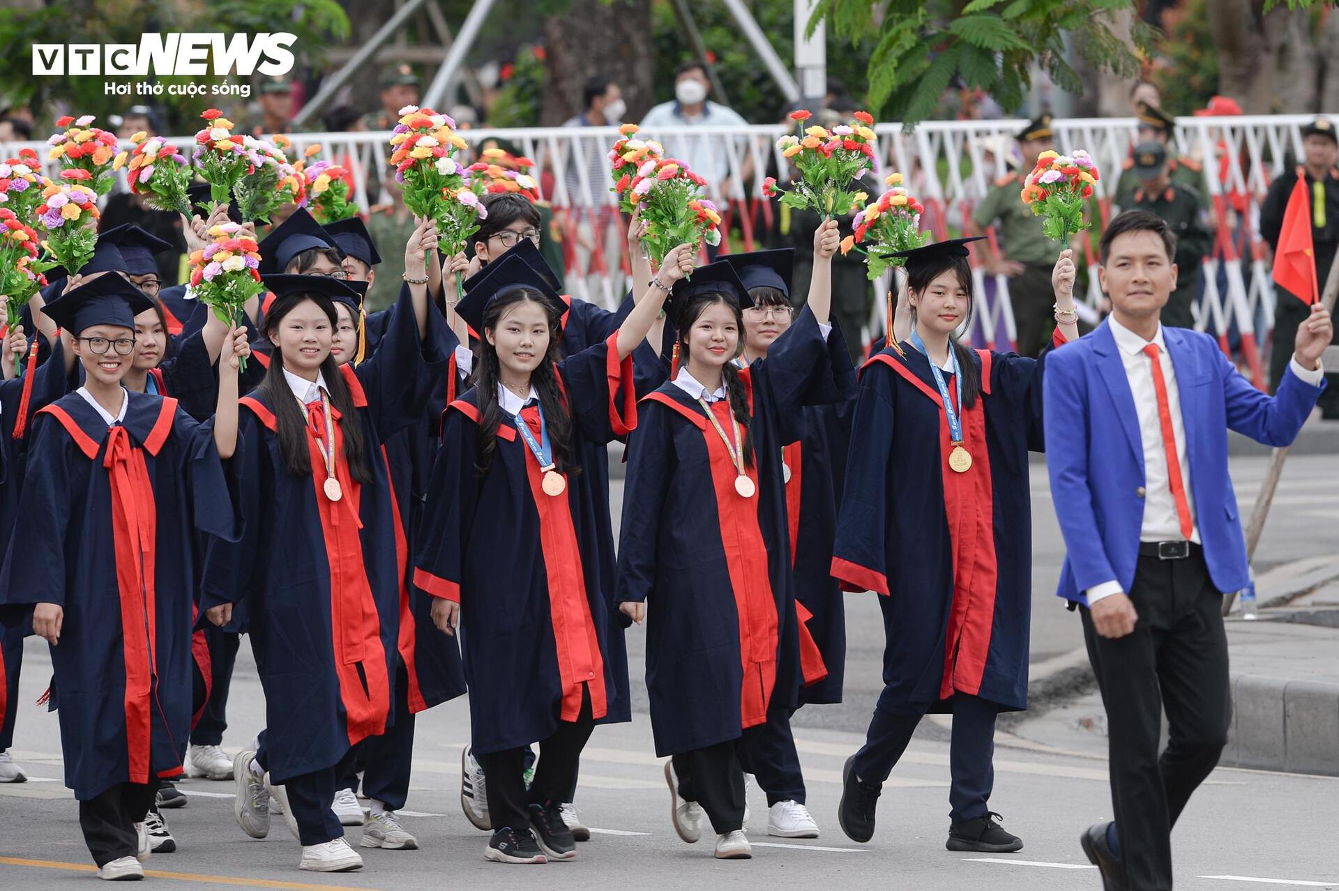 Hơn 3.000 người tham gia tổng duyệt diễu binh, diễu hành tại trung tâm Hải Phòng - 18