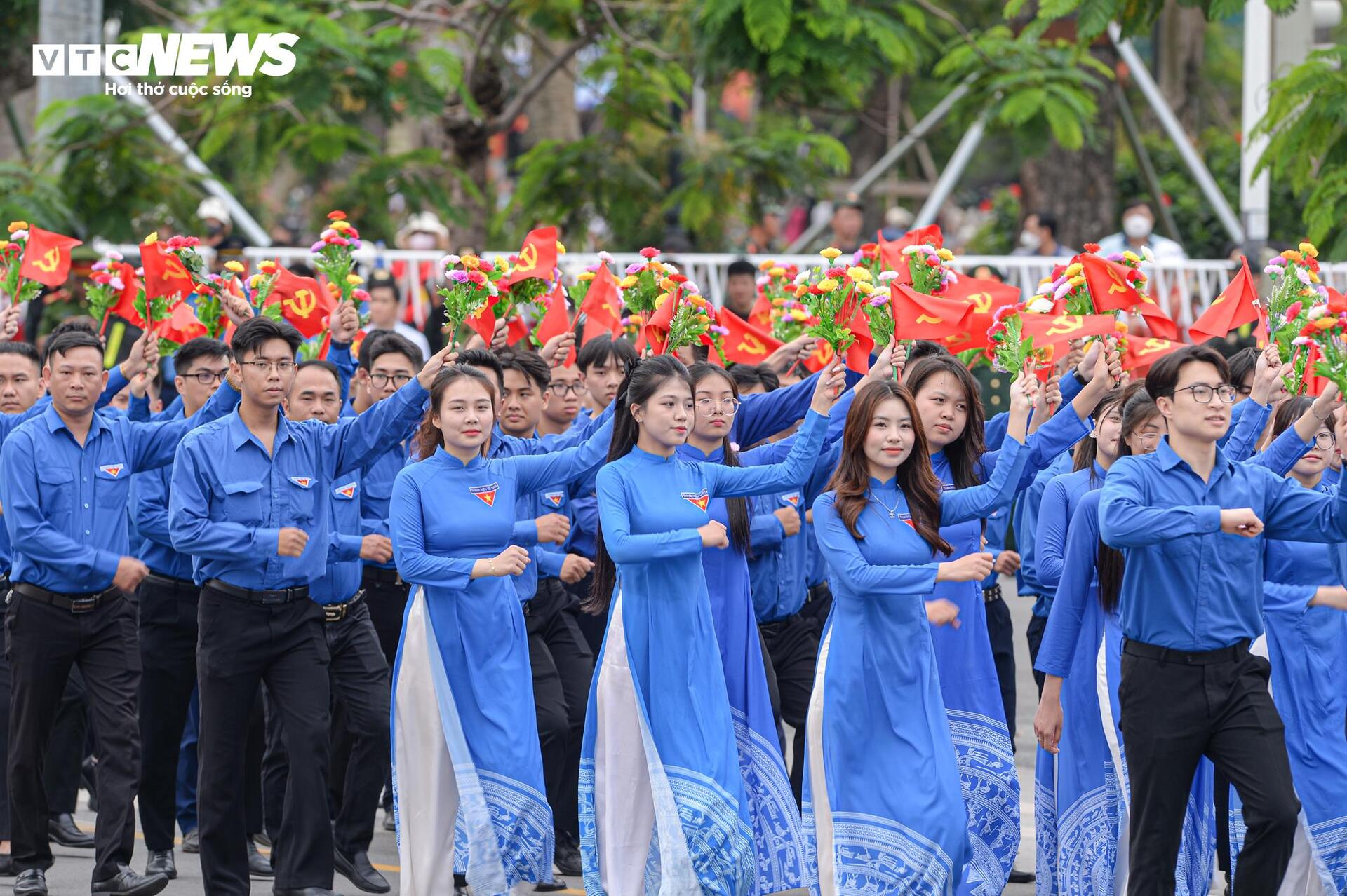 Hơn 3.000 người tham gia tổng duyệt diễu binh, diễu hành tại trung tâm Hải Phòng - 19